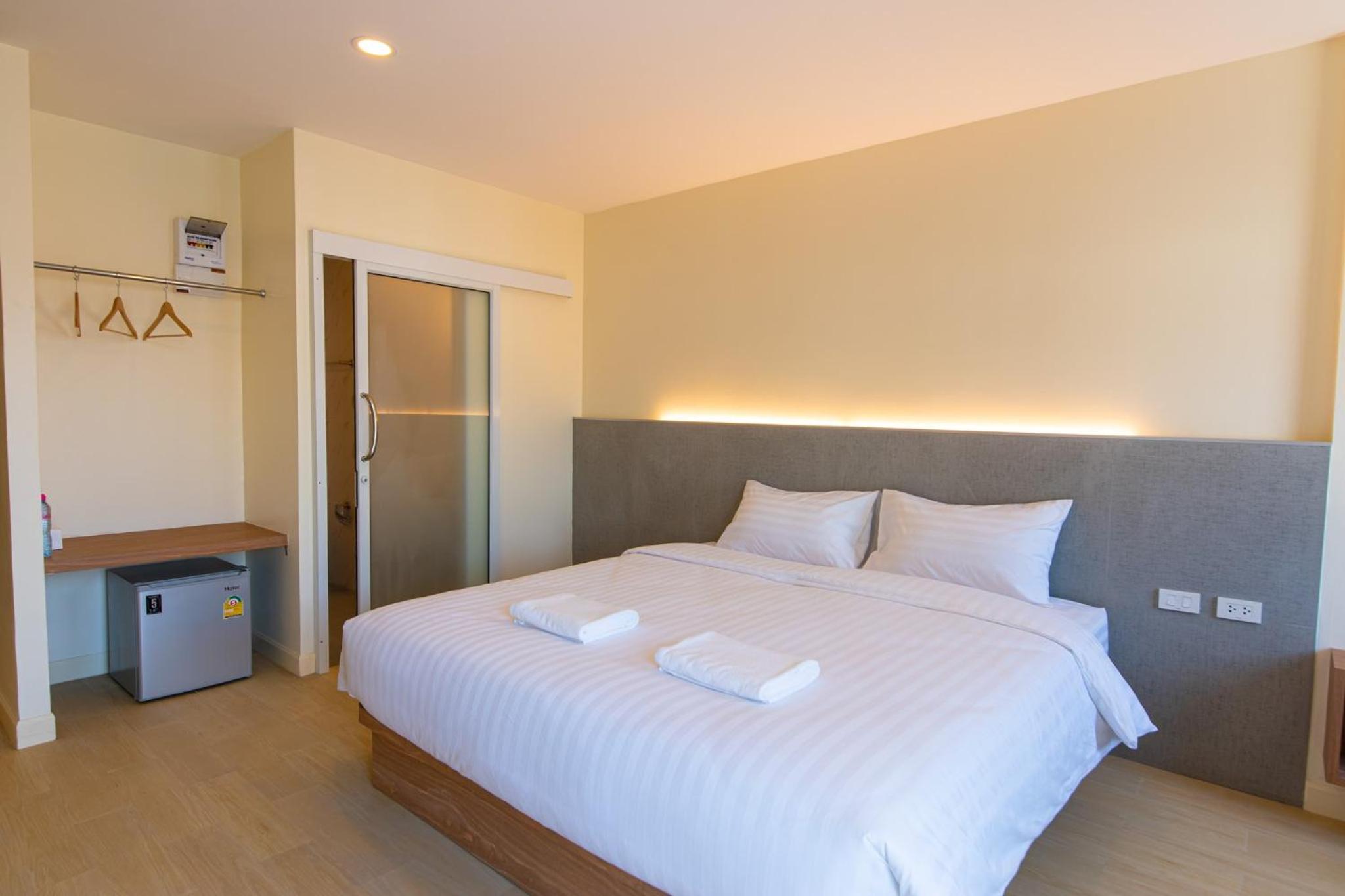 Standard Double Room - Photo 3