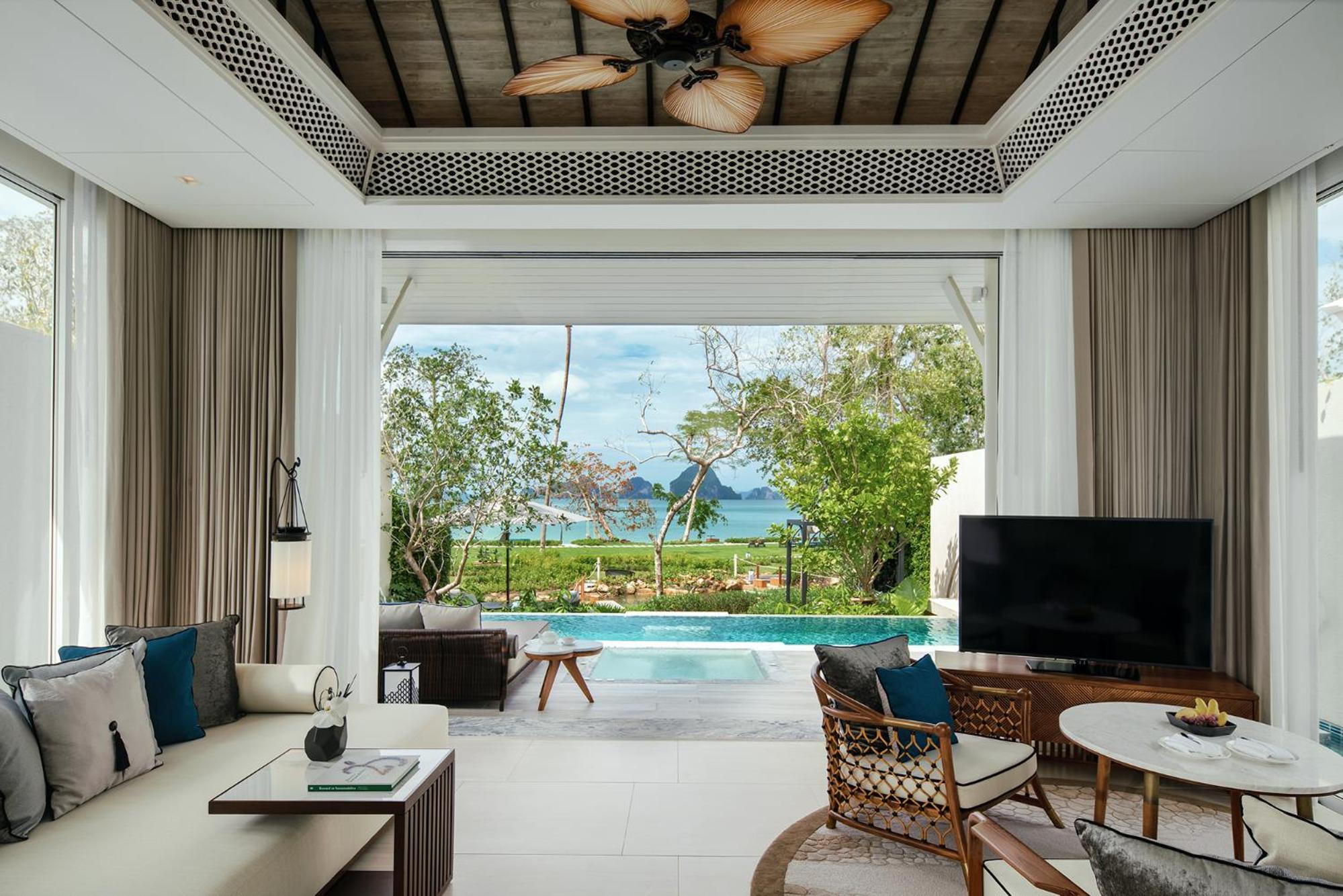 Beachfront Pool Villa - Photo 2