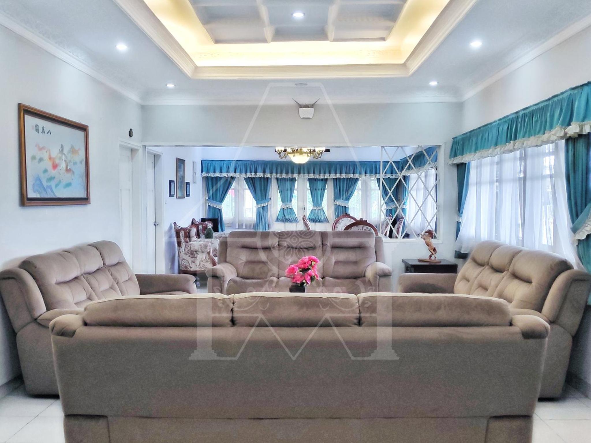 Villa with Garden View - Photo 6