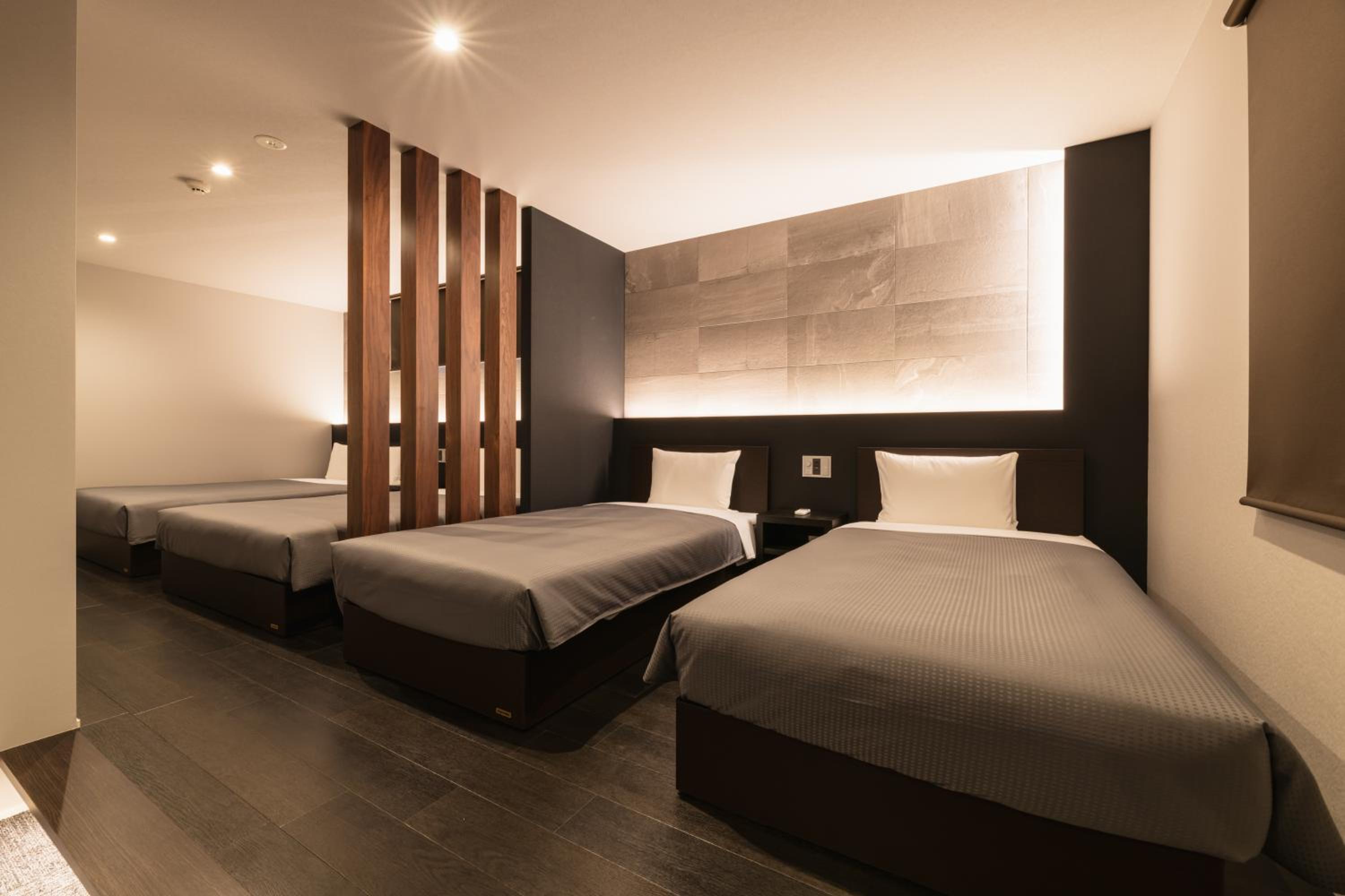 Deluxe Suite - Photo 1