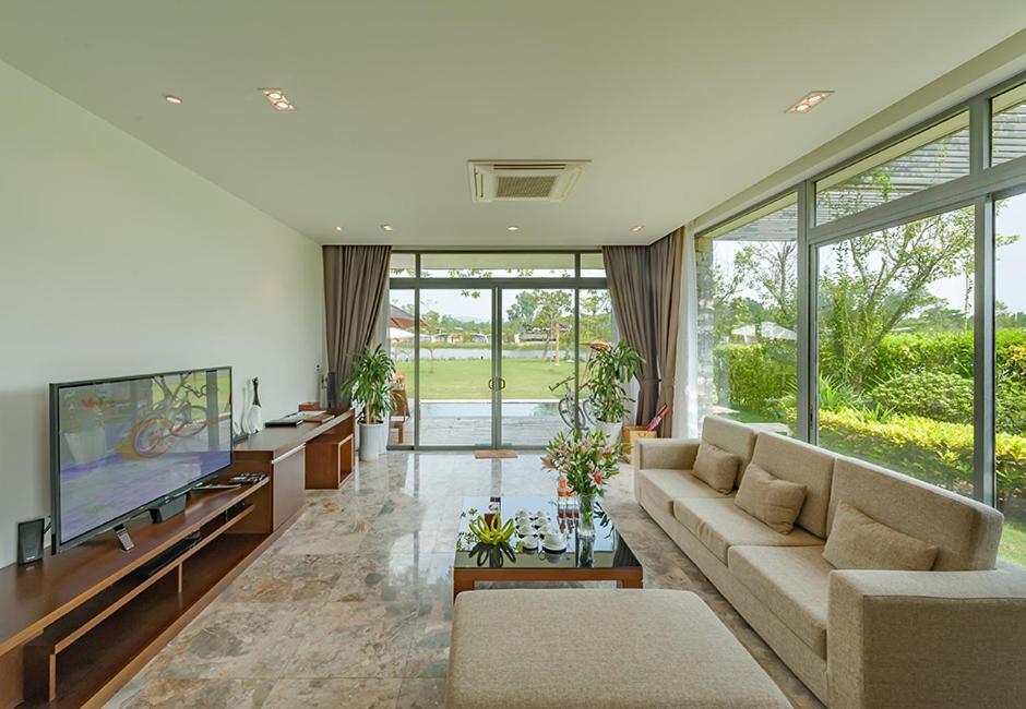 Two-Bedroom Villa photo 2