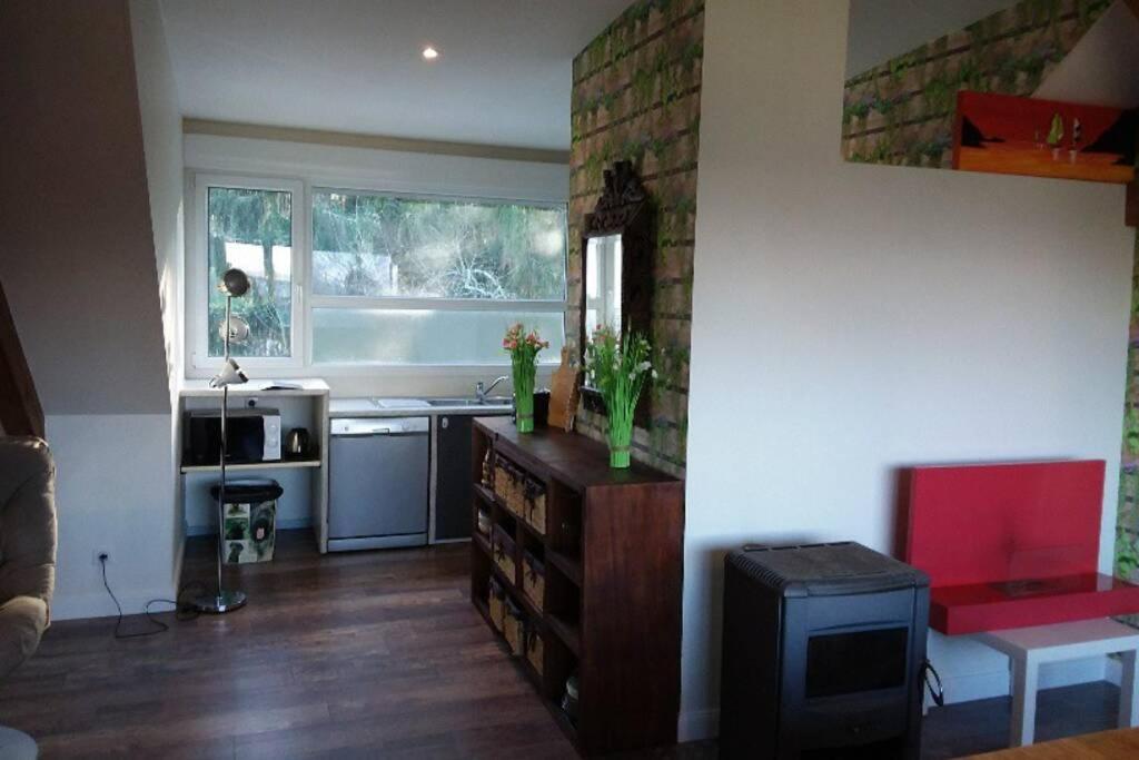 Three-Bedroom Apartment - Photo 8