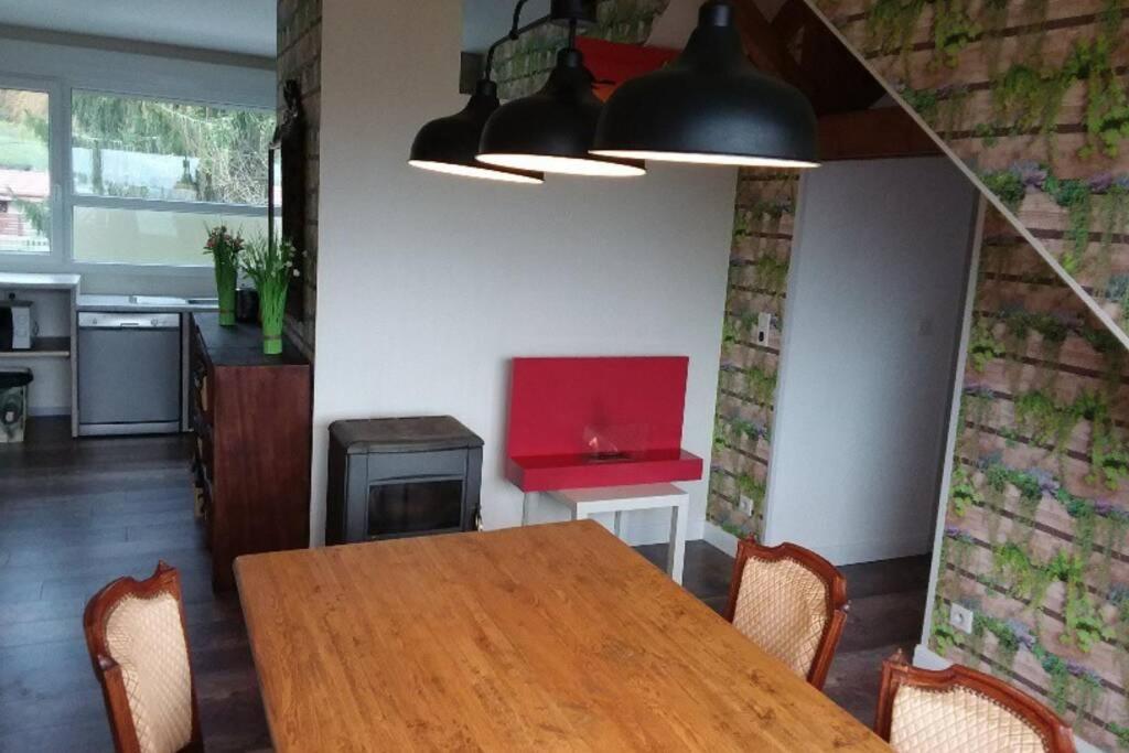Three-Bedroom Apartment - Photo 10