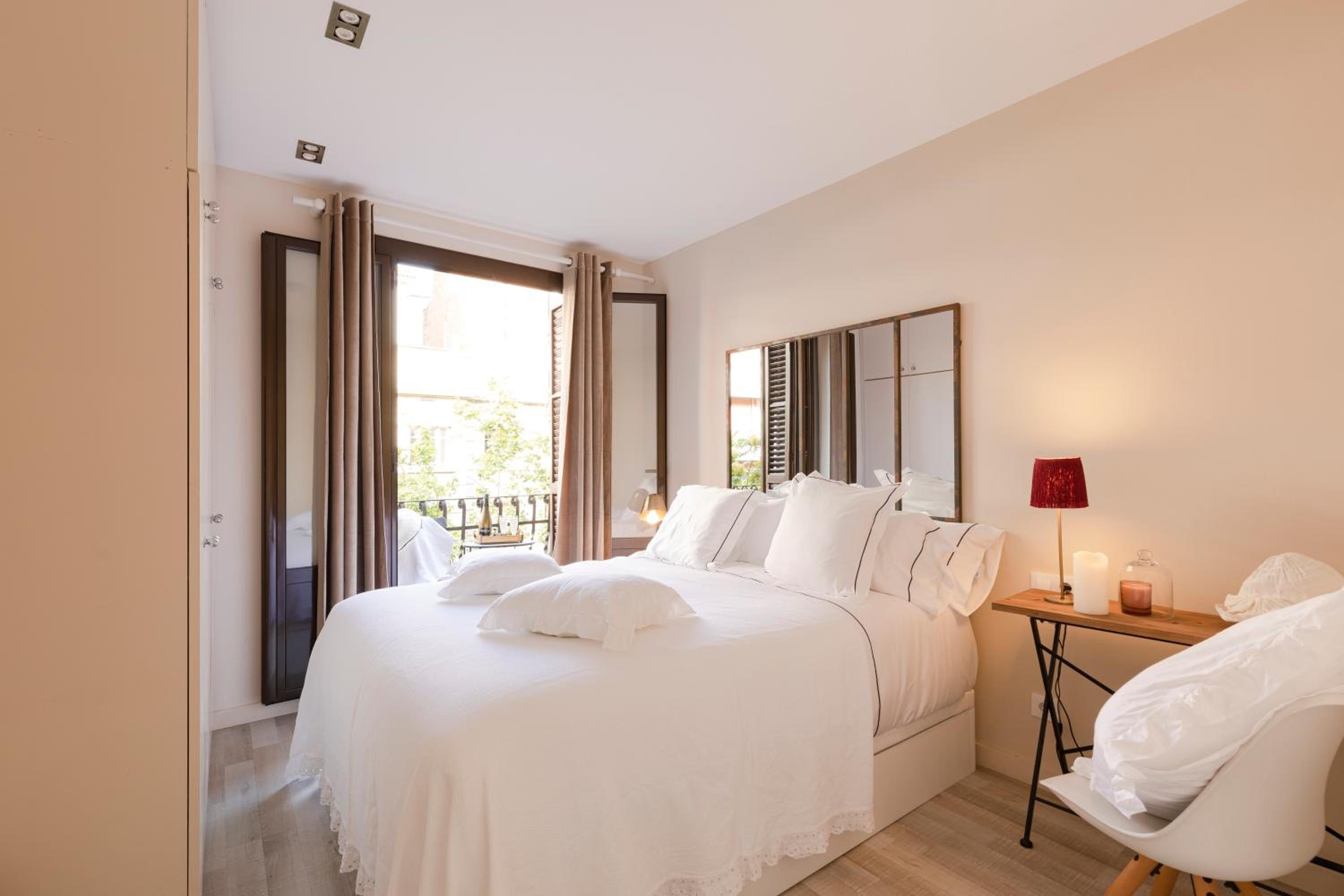Apartamento con Balcón