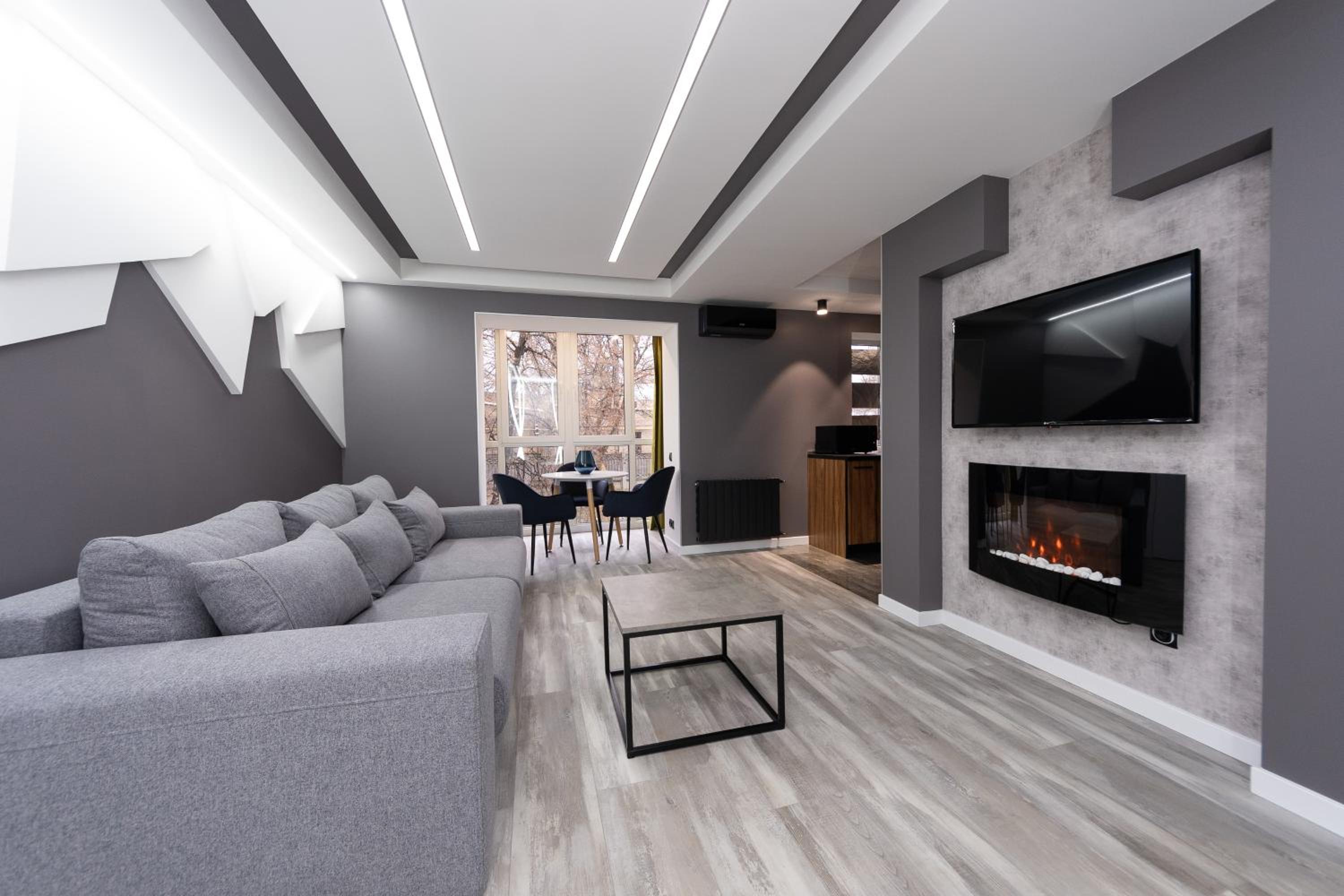 Deluxe Apartment