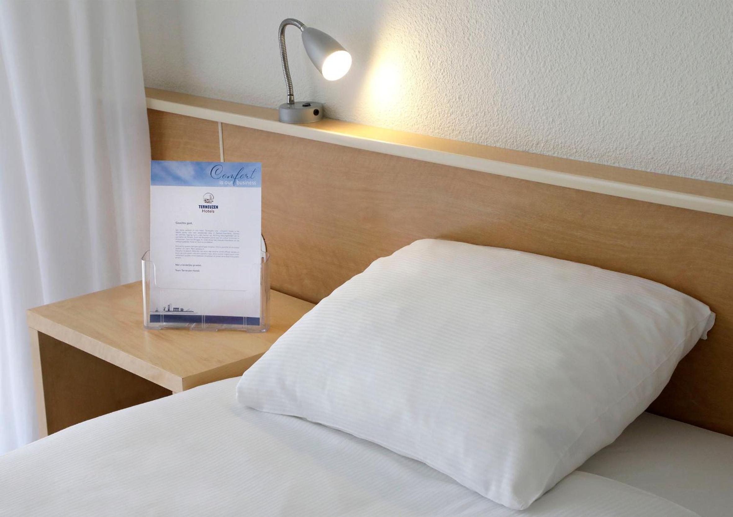 Standard Twin Room photo 2