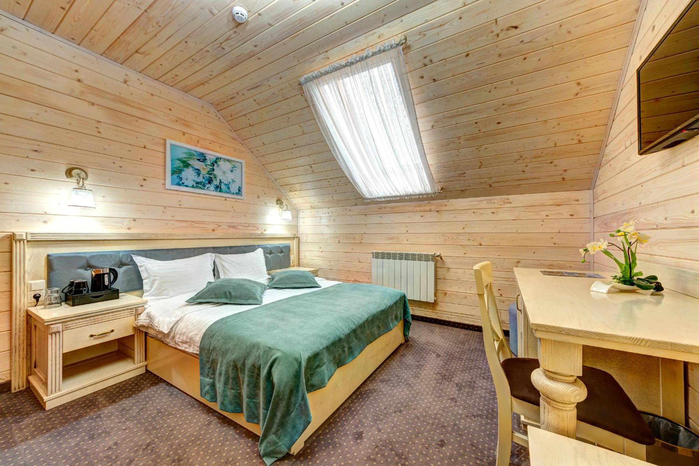 Standard Double Room with Spa Access