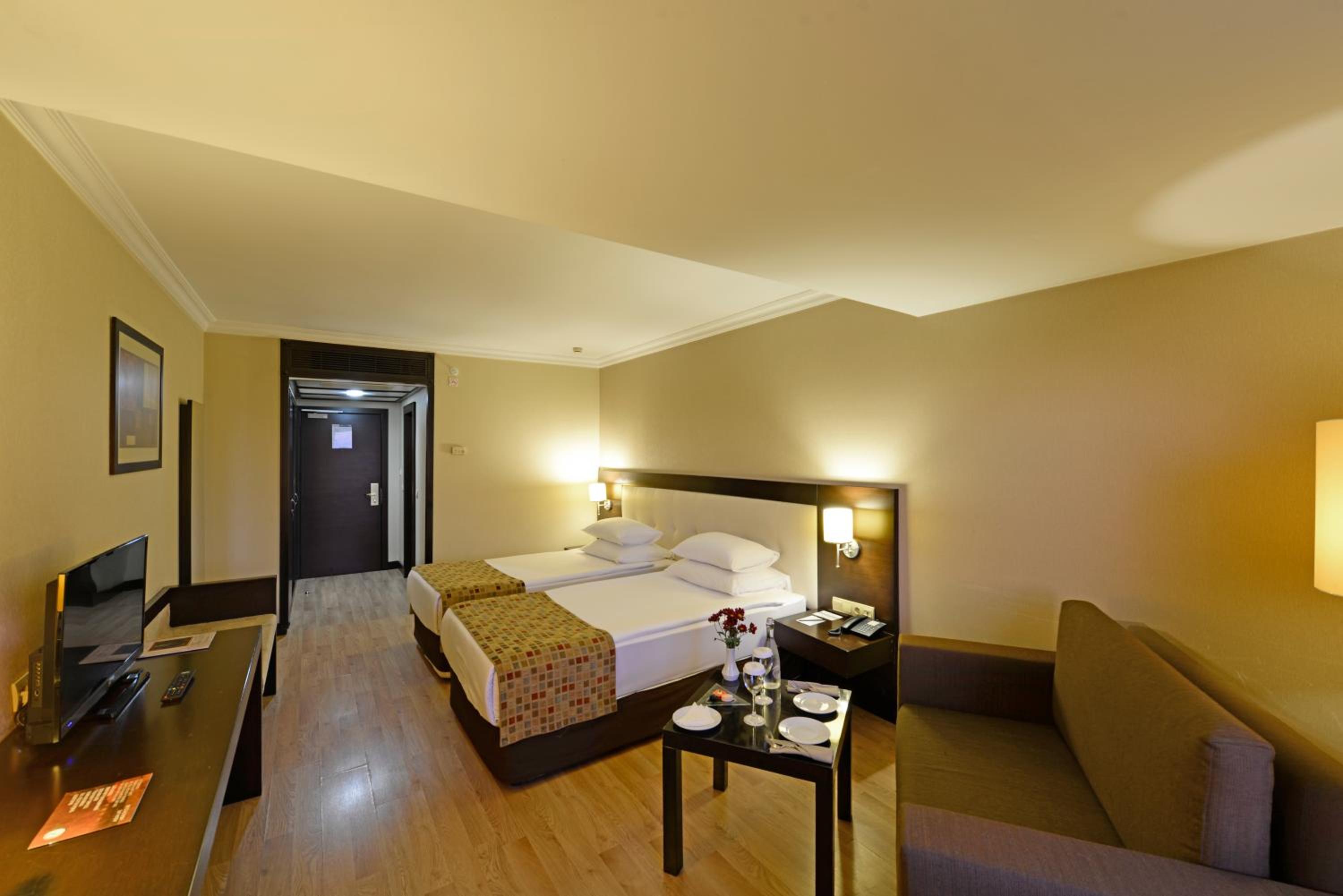 Senior Suite