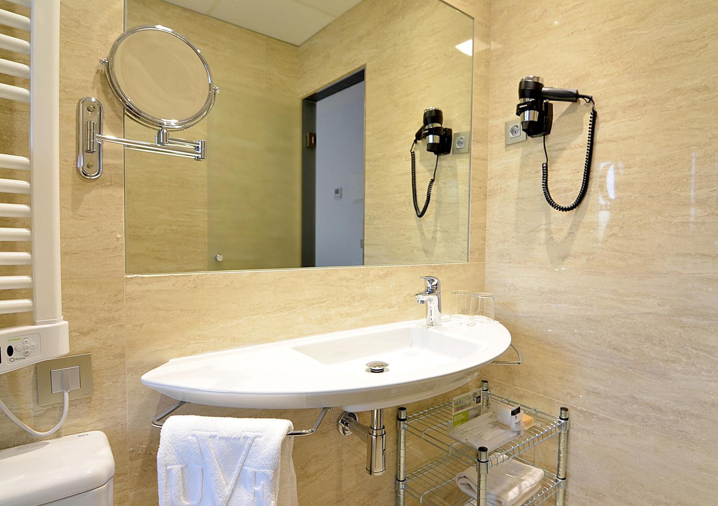 Habitación Doble o con Dos Camas Habitación Doble o con Dos Camas