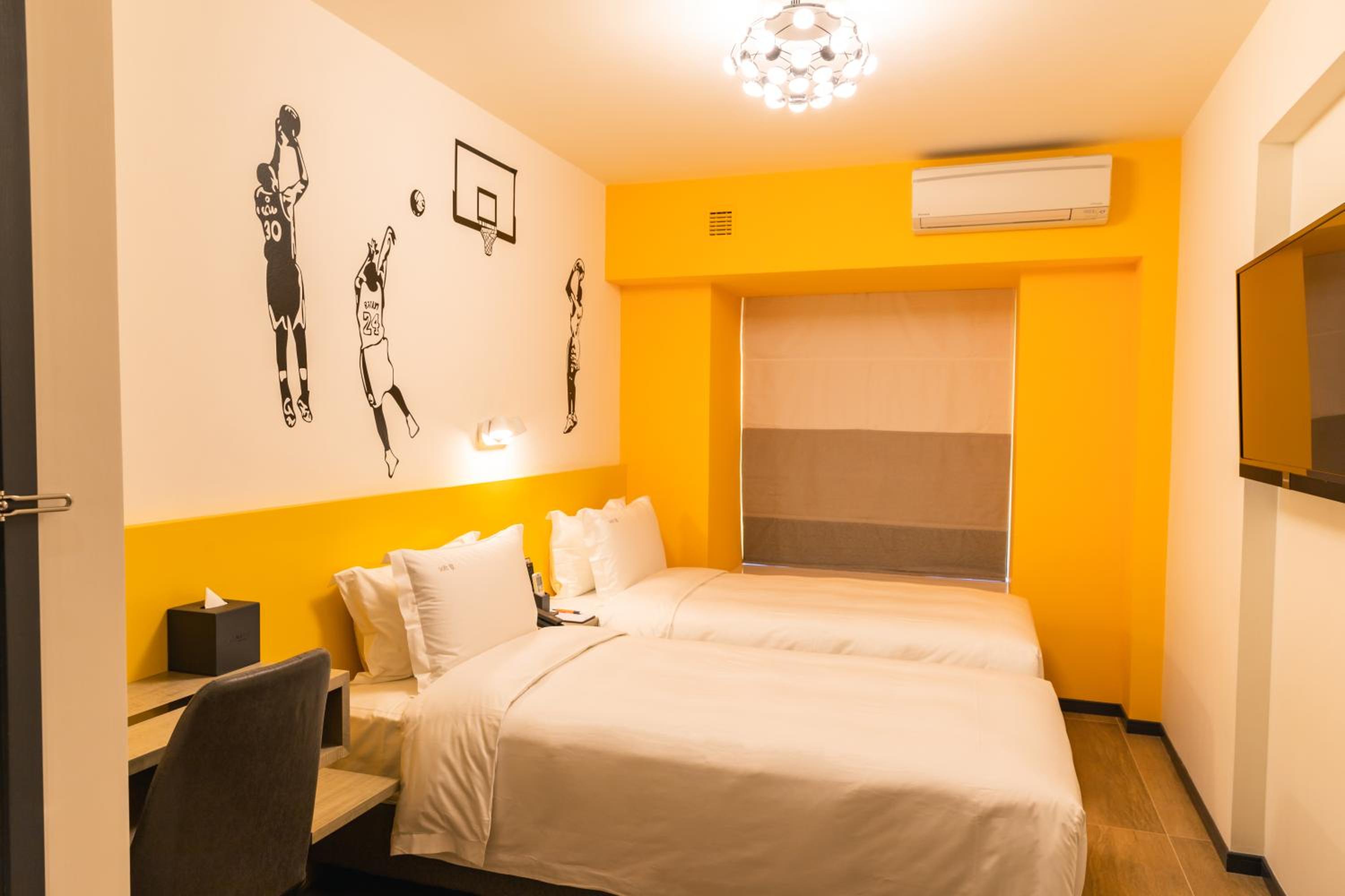 Deluxe Double or Twin Room