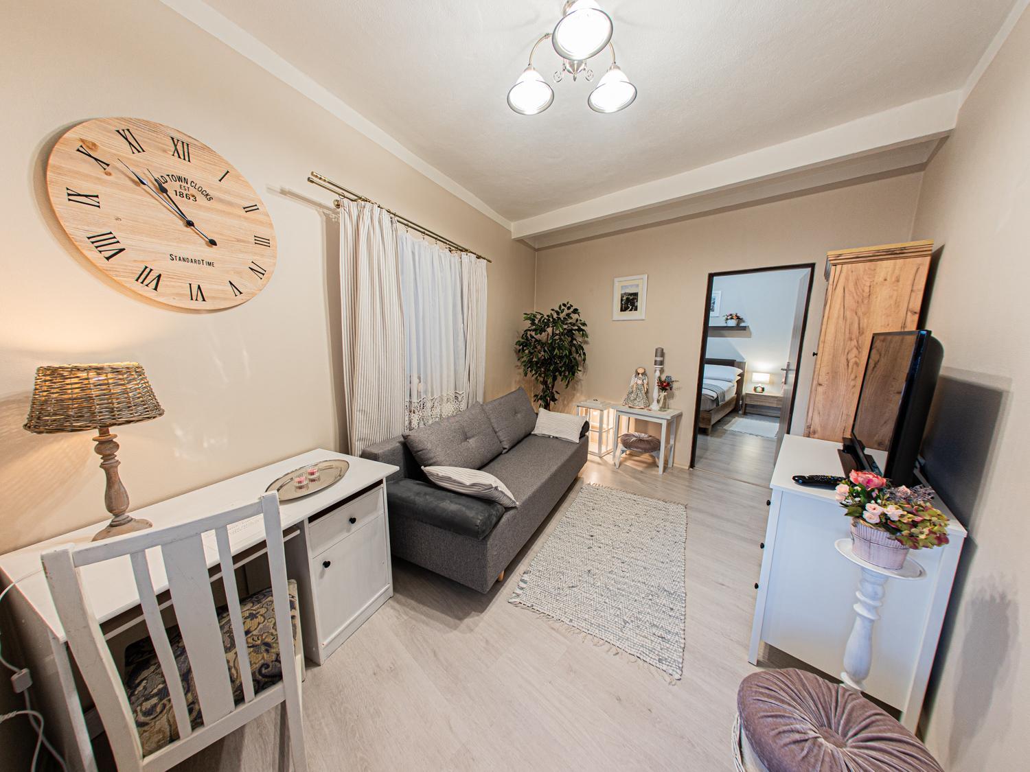 Apartment - Ground Floor - Photo 6