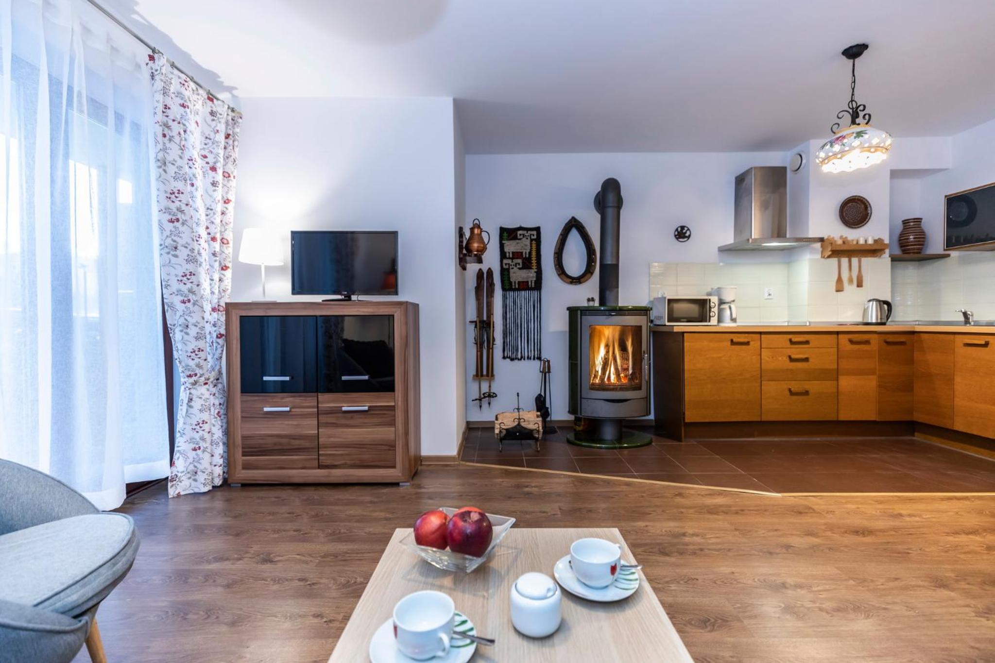 One-Bedroom Apartment - Photo 7