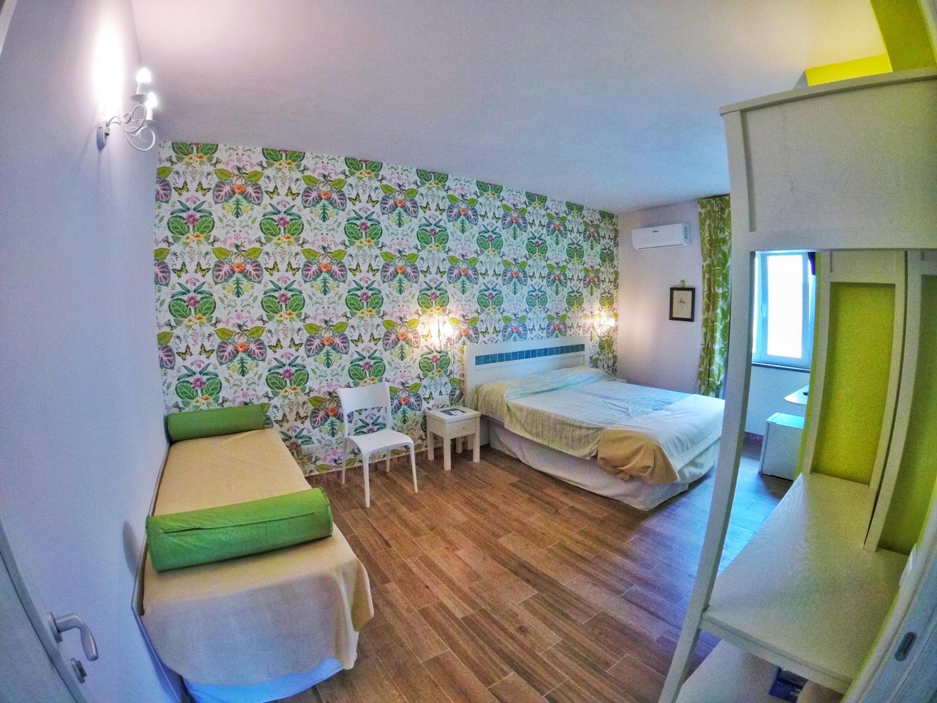 Family Room with Private Bathroom - Photo 1