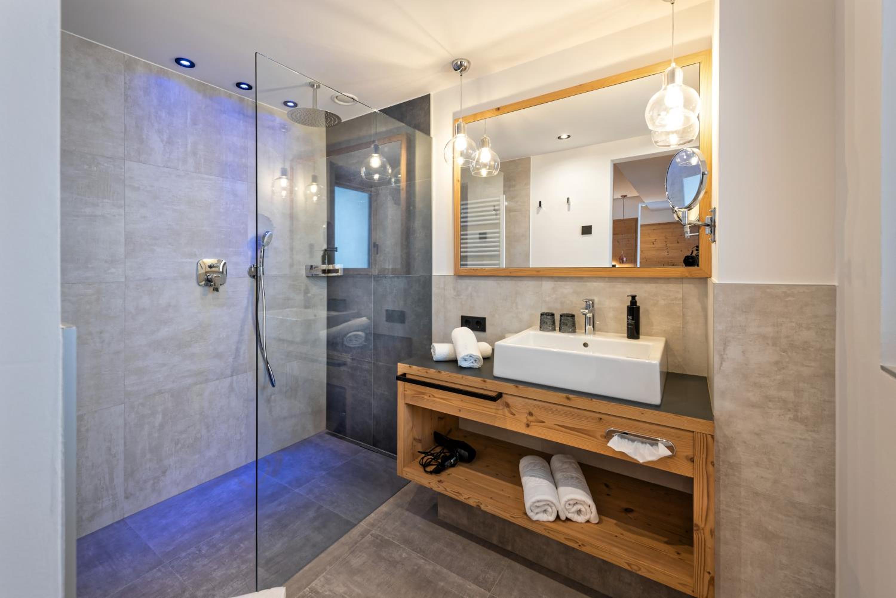 Double Room - Photo 2