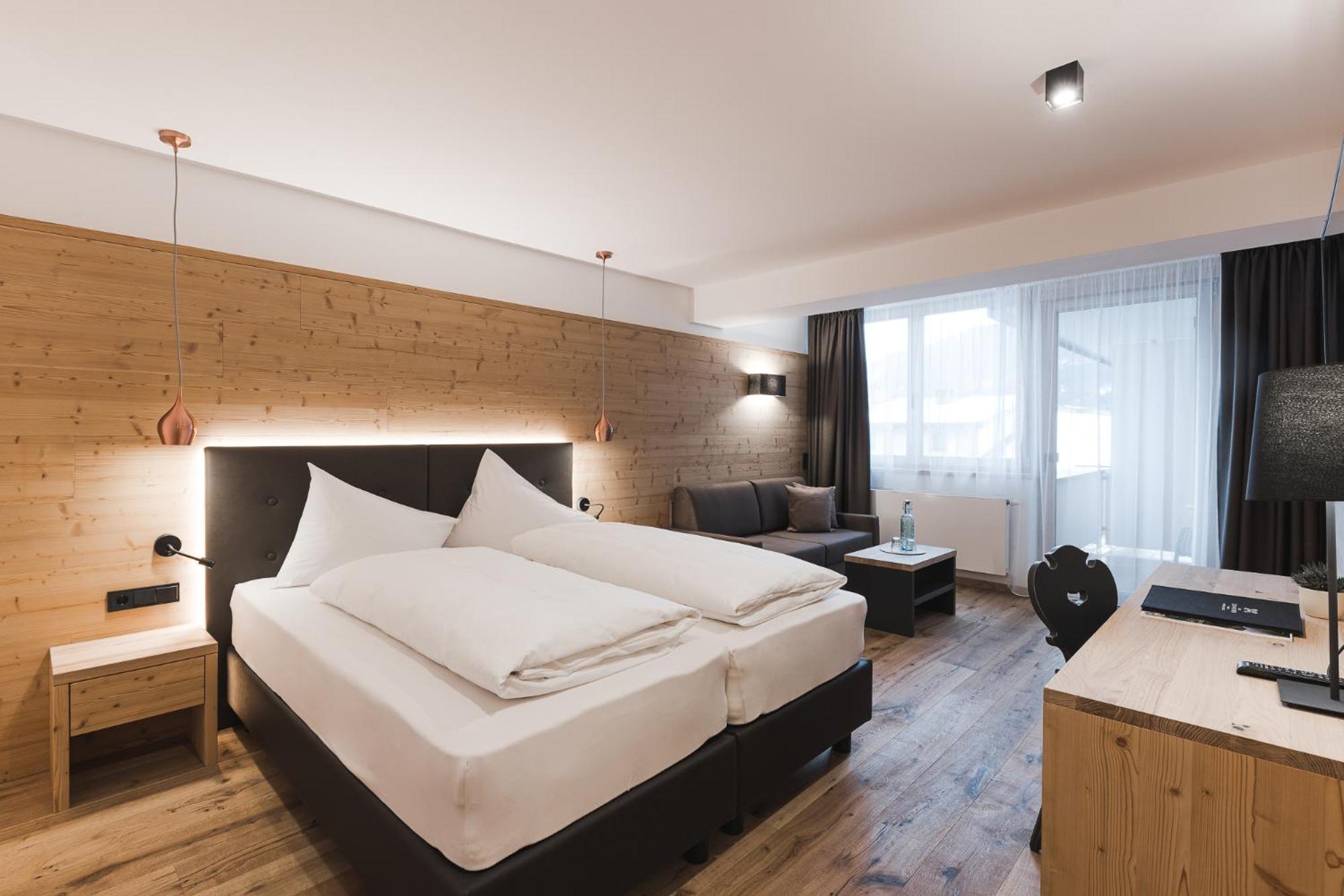 Deluxe Double Room - Photo 4