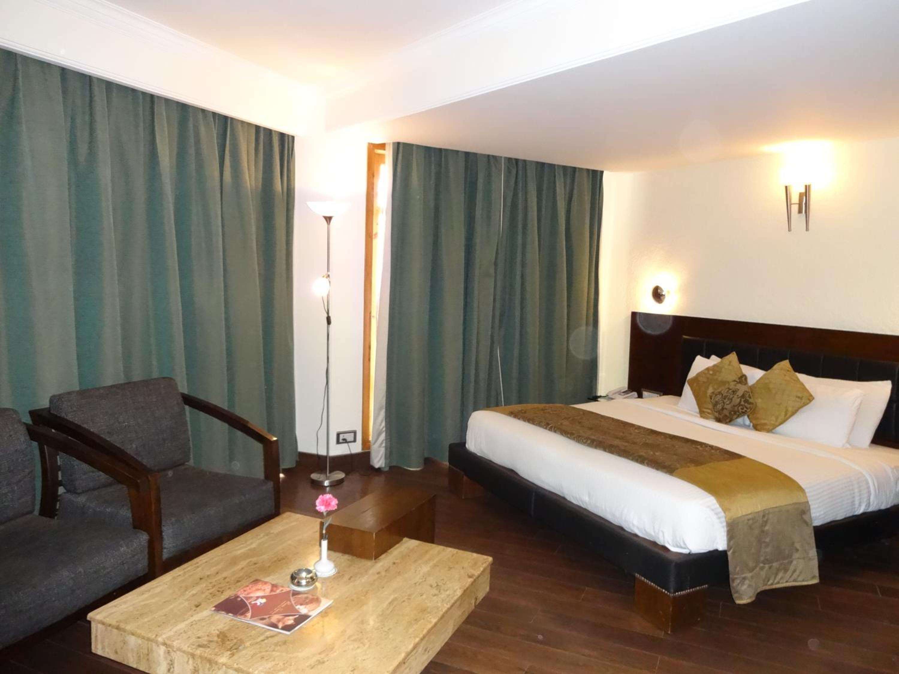 Deluxe Double Room photo 3