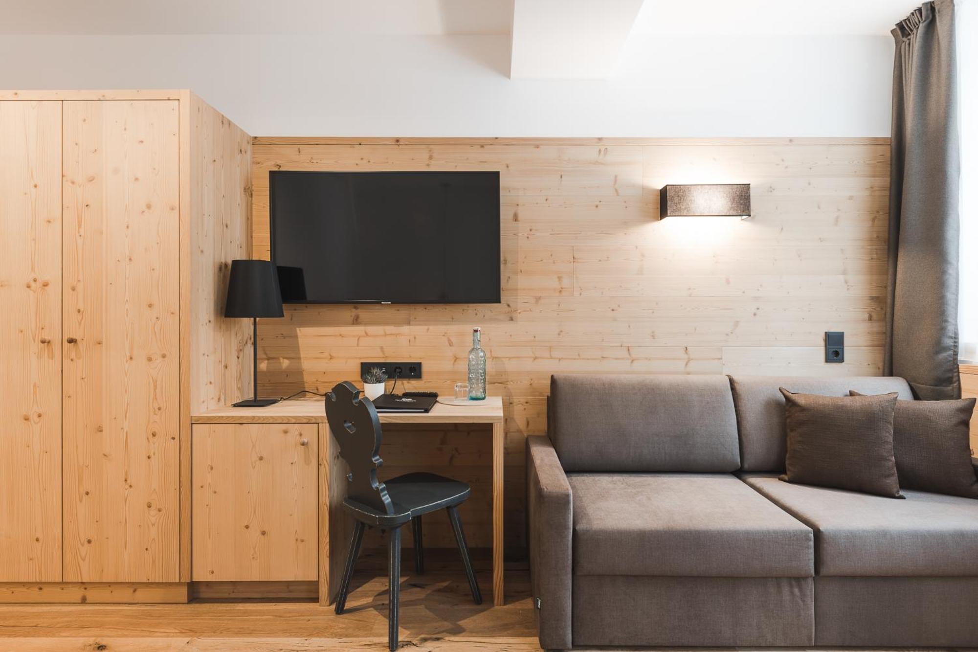 Single Room photo 2