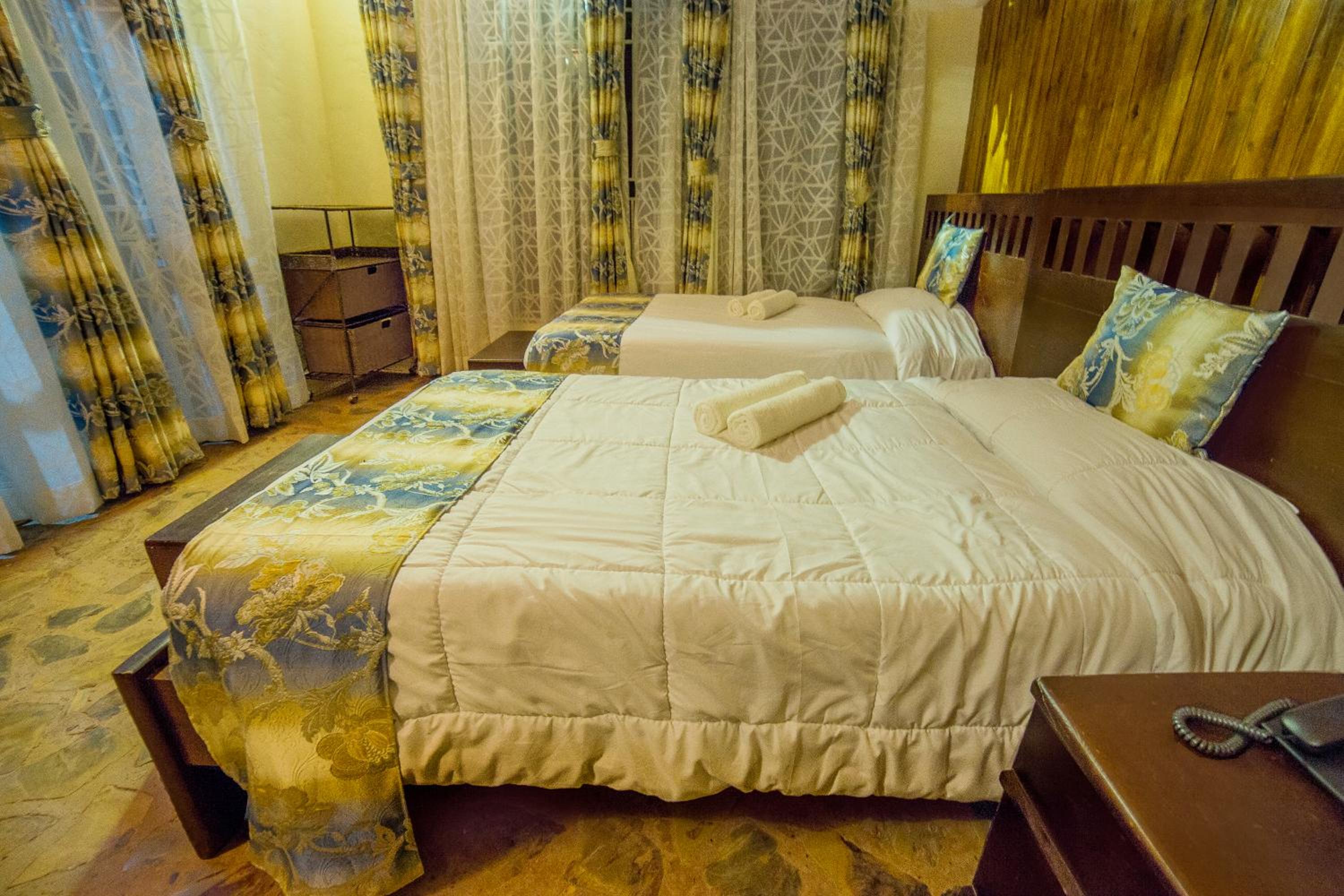 Economy Twin Room photo 1