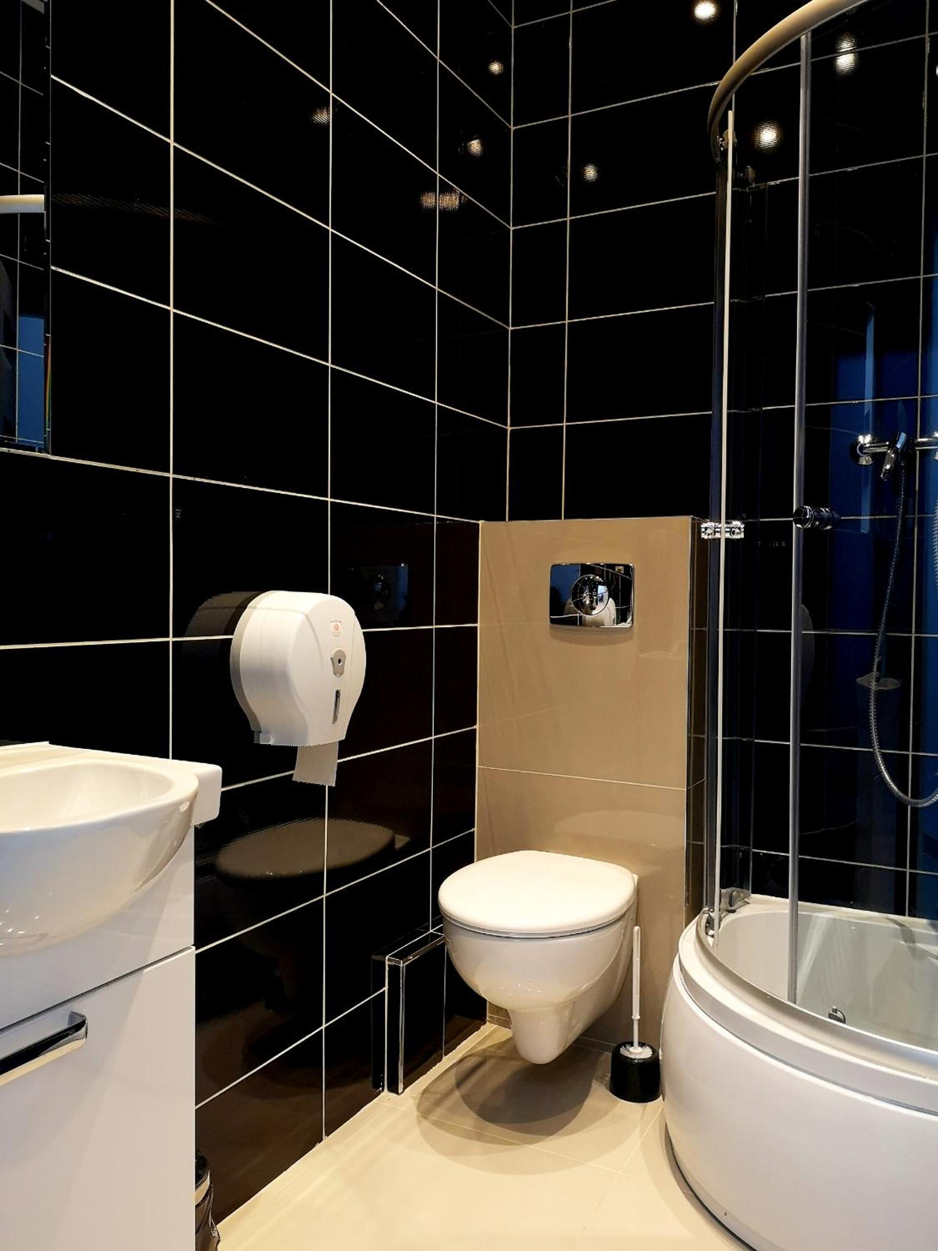 Standard Double Suite