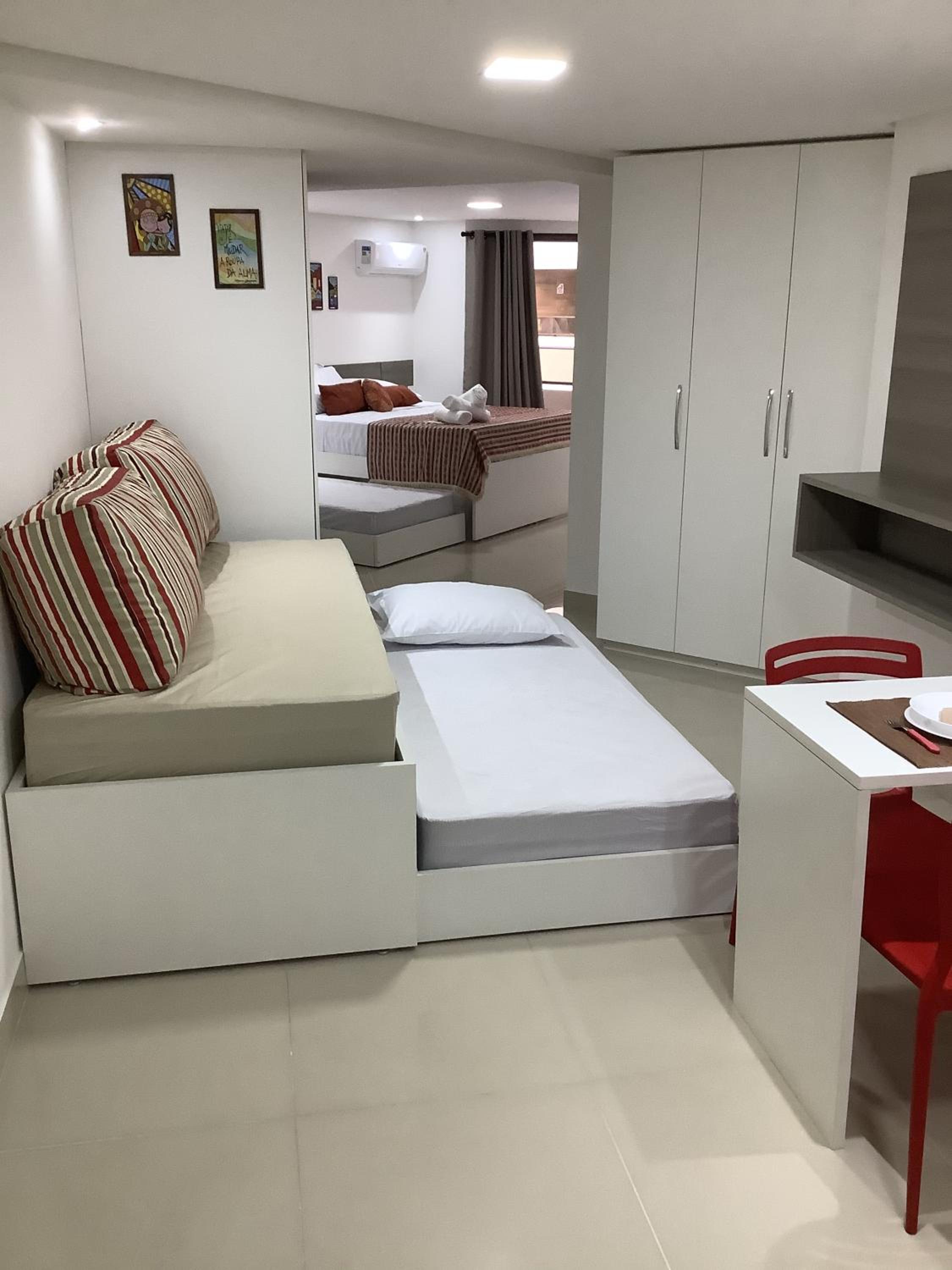 One-Bedroom Apartment - Photo 5