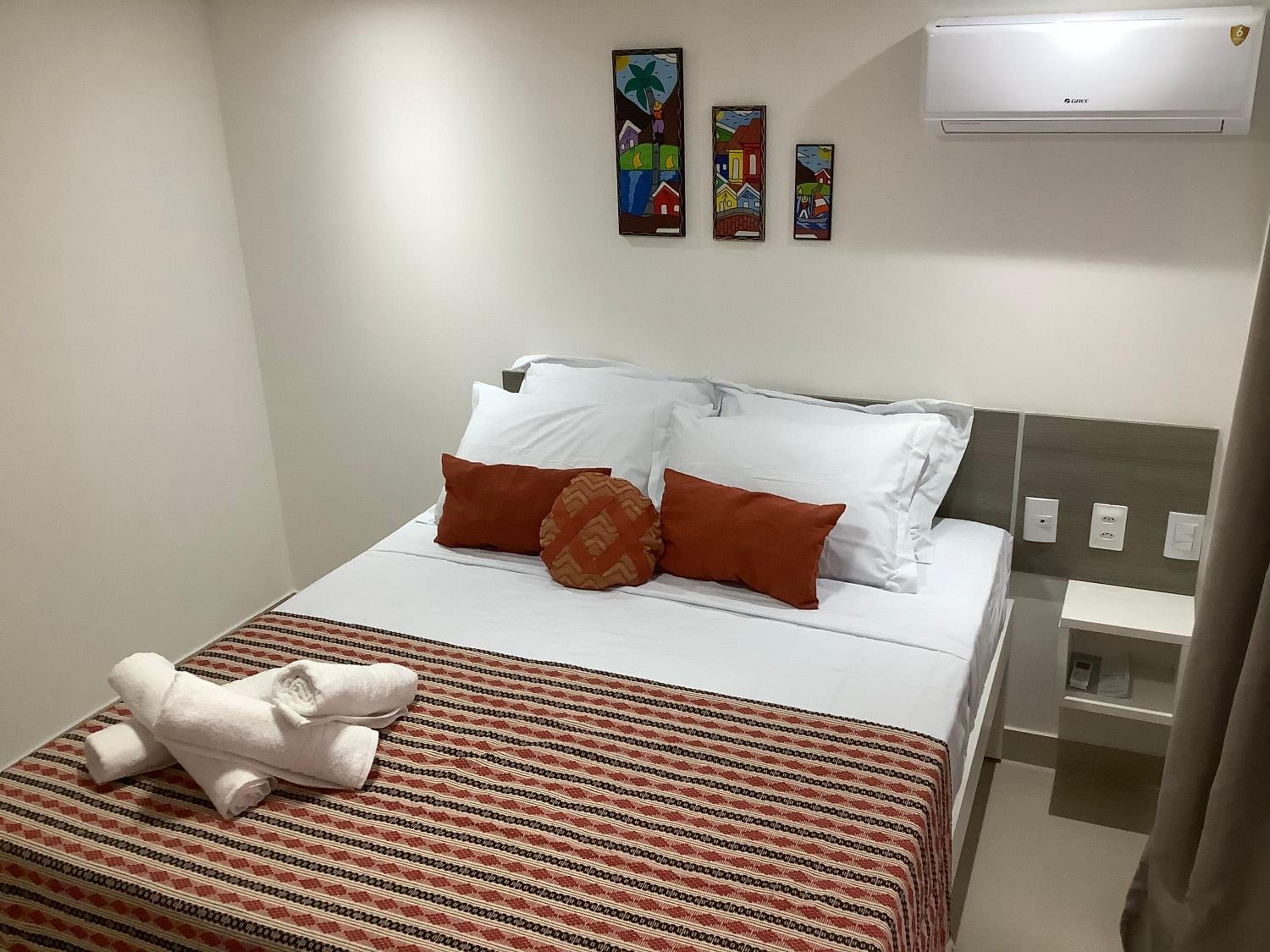One-Bedroom Apartment - Photo 15