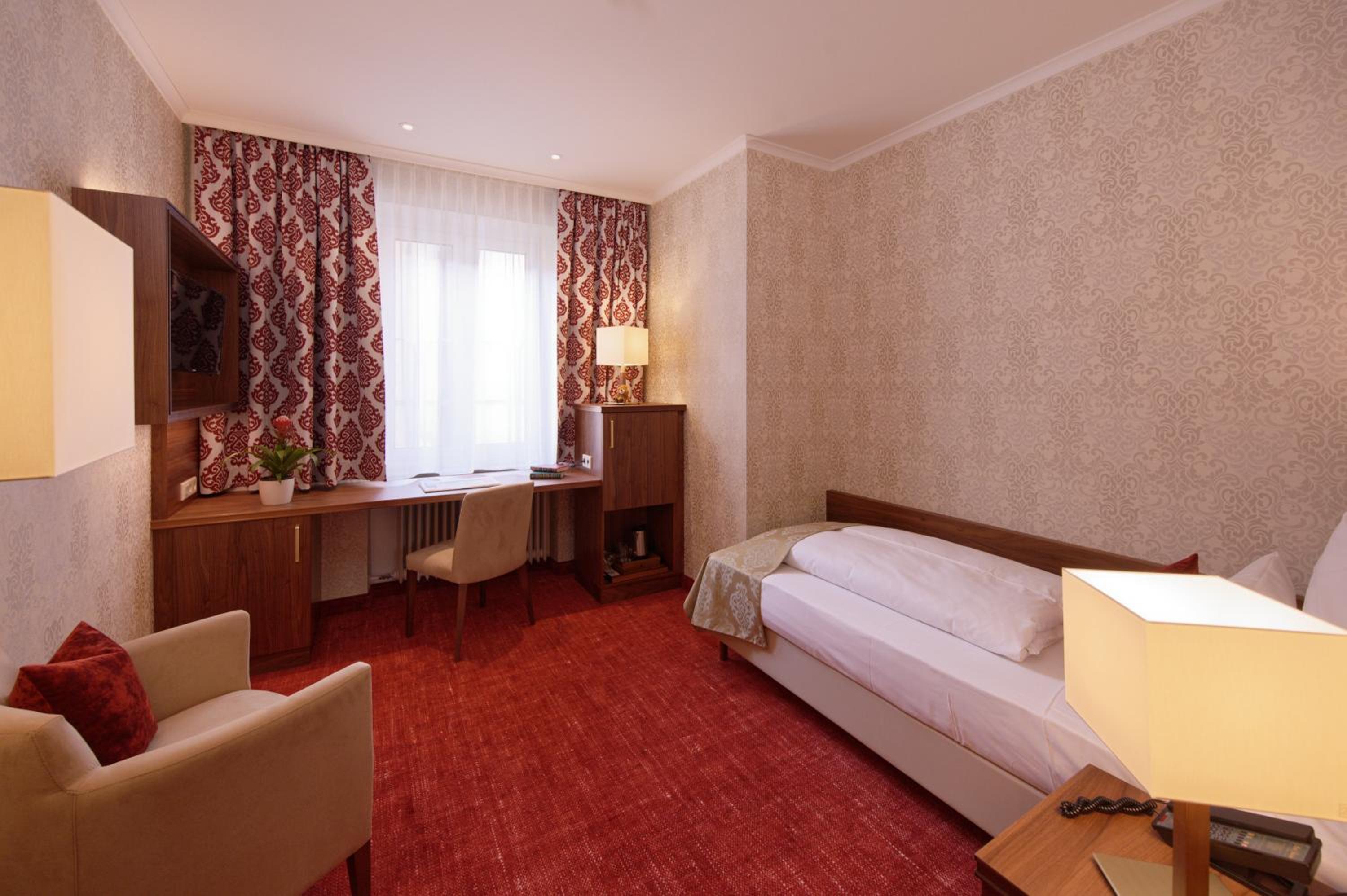 Large Single Room