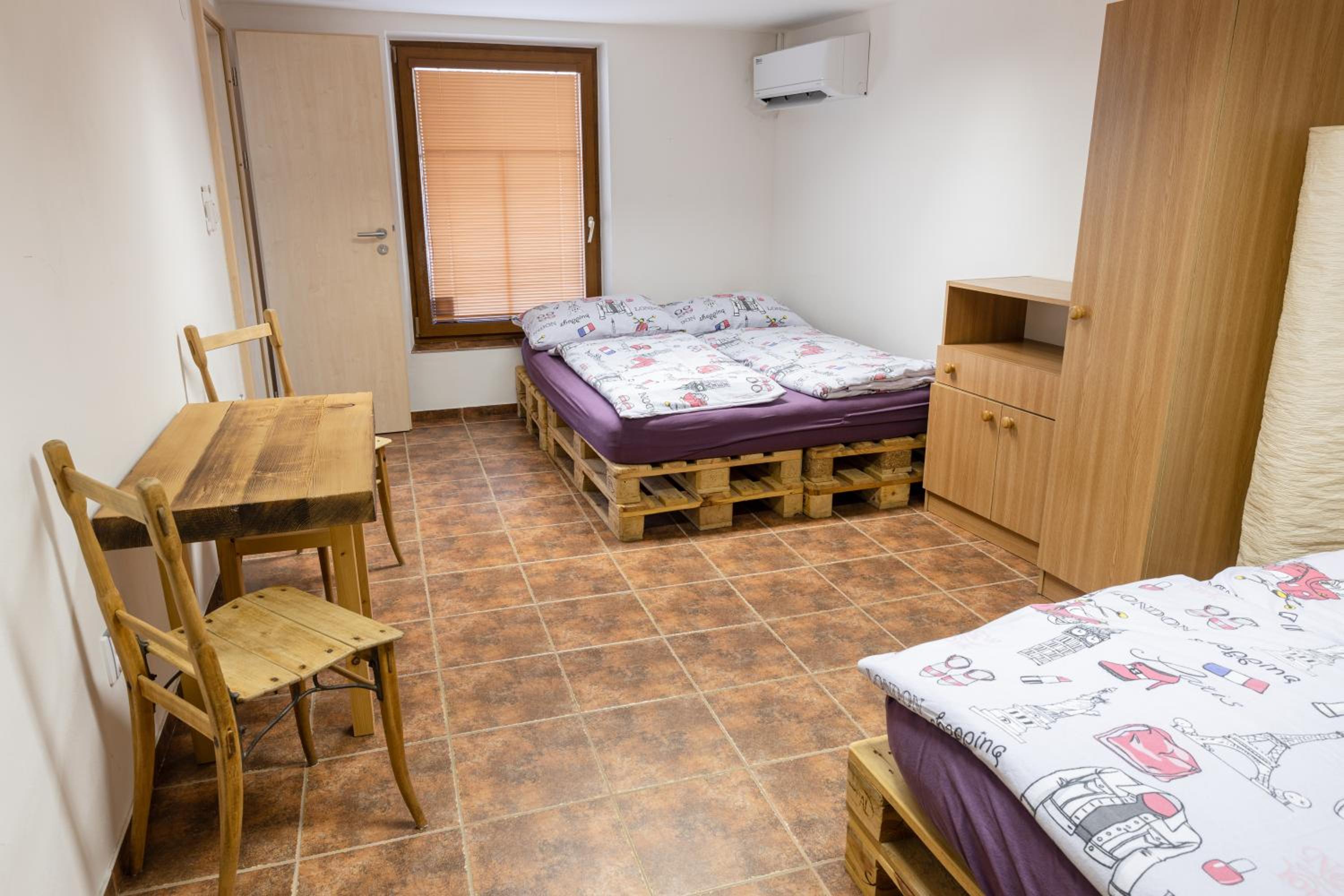Apartment with Sauna - Photo 9