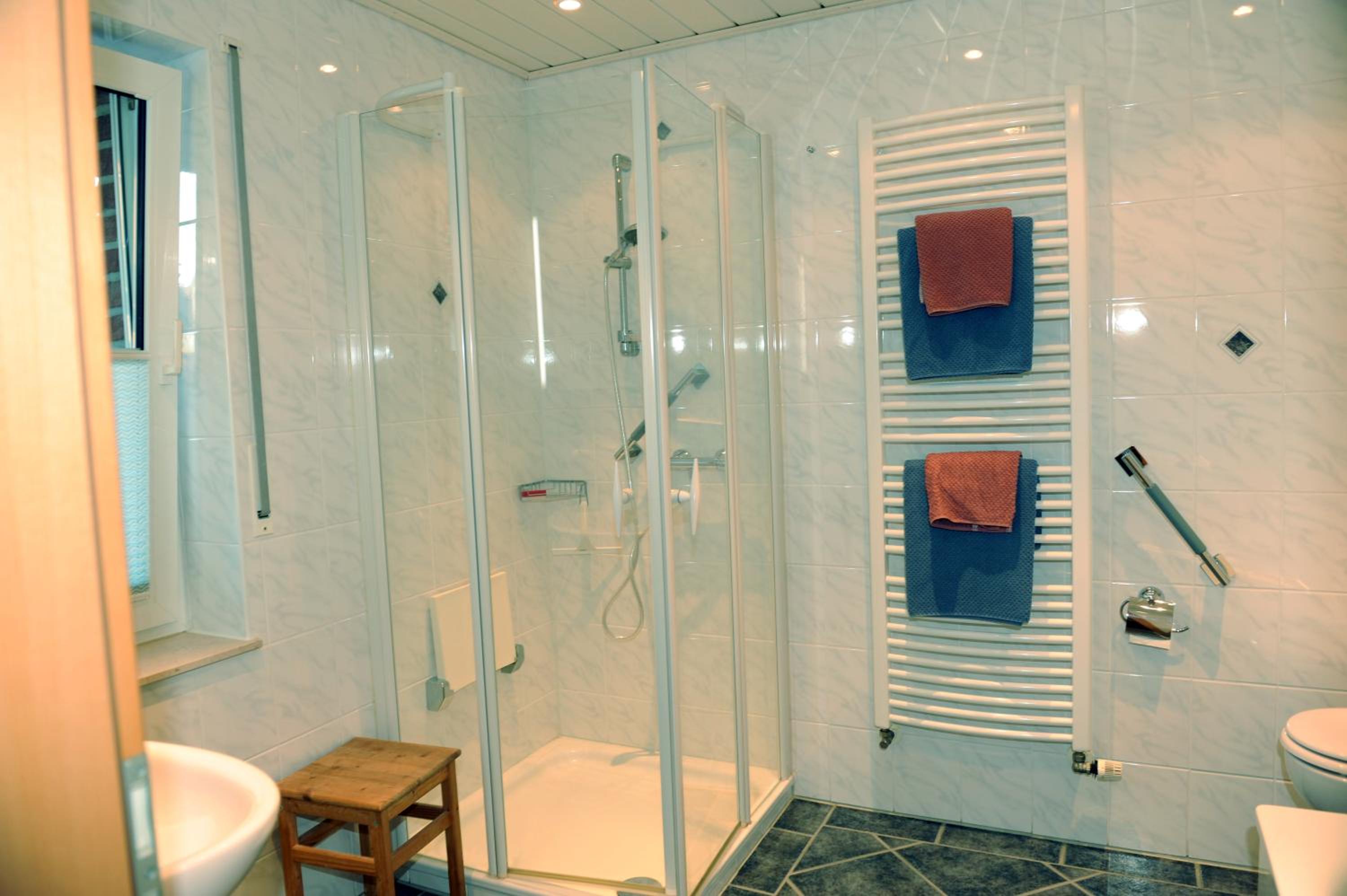 Two-Bedroom Apartment - Photo 10