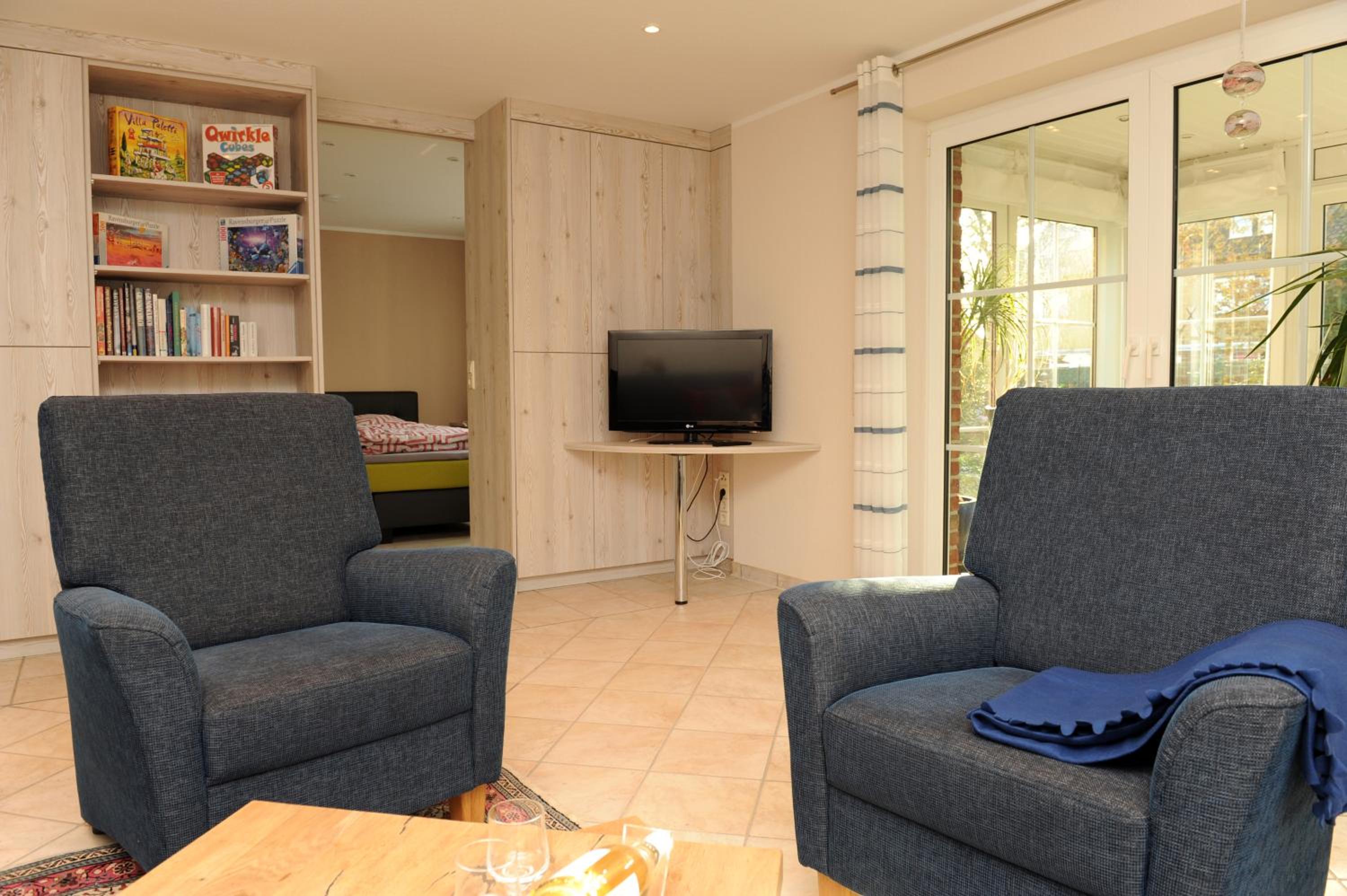 Two-Bedroom Apartment - Photo 21