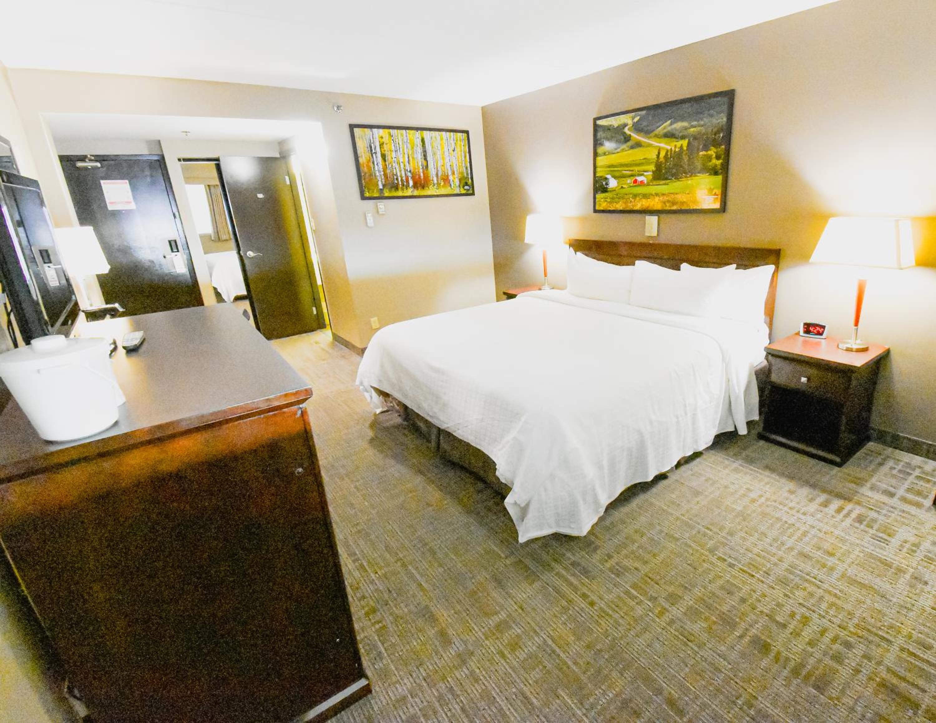 Standard King Room photo 2