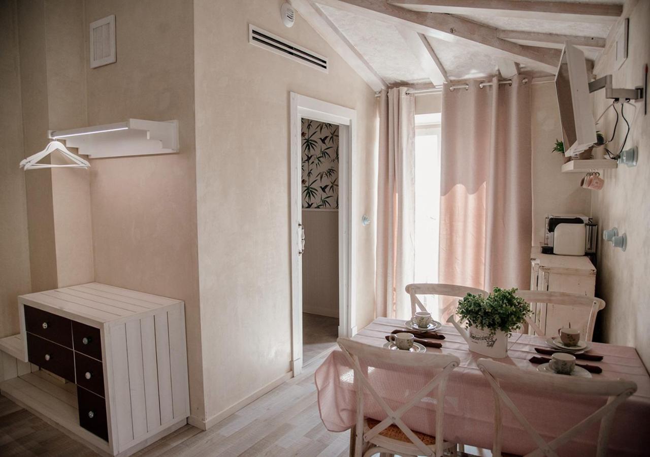 Suite - Photo 5