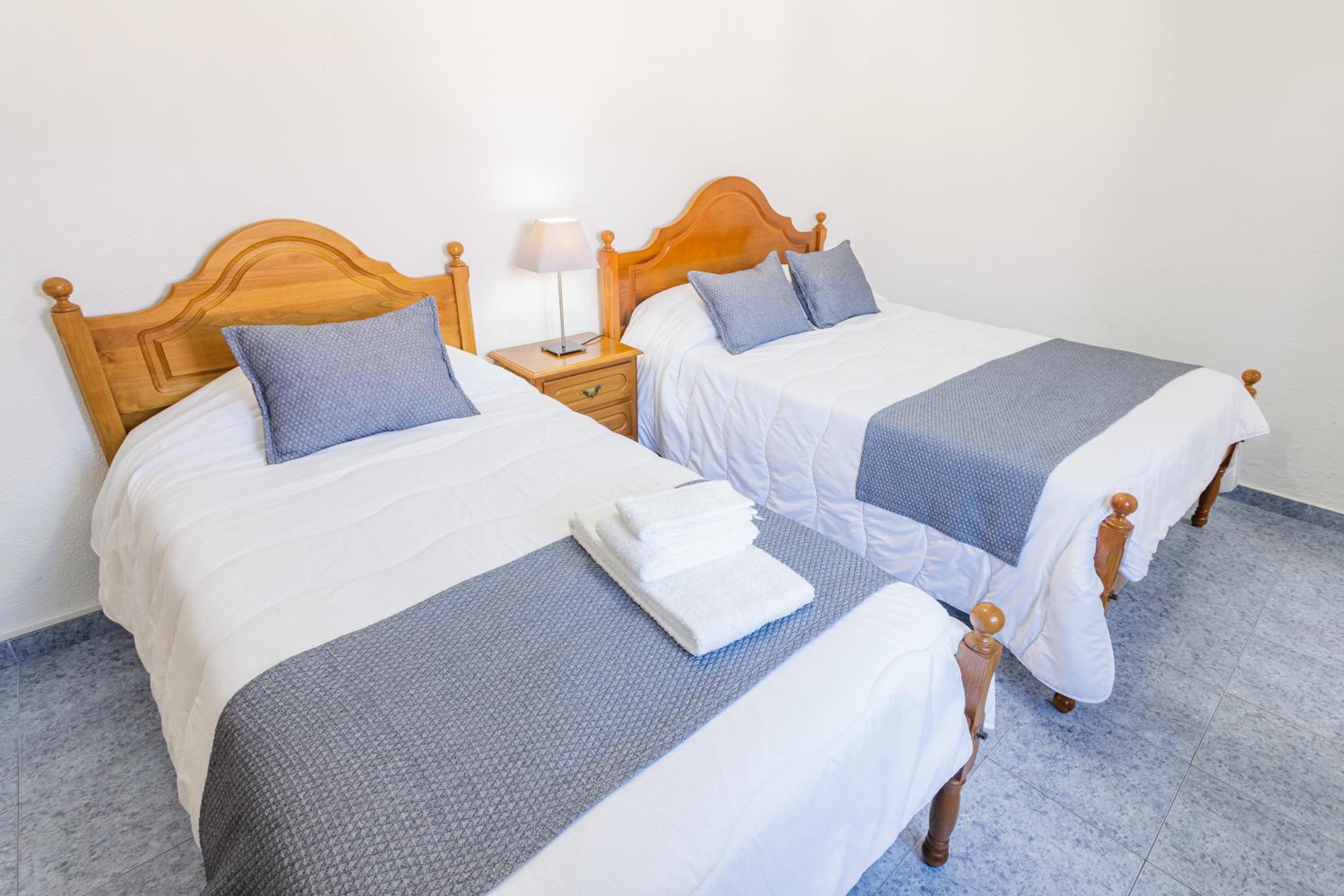 Triple Room with Private Bathroom photo 1