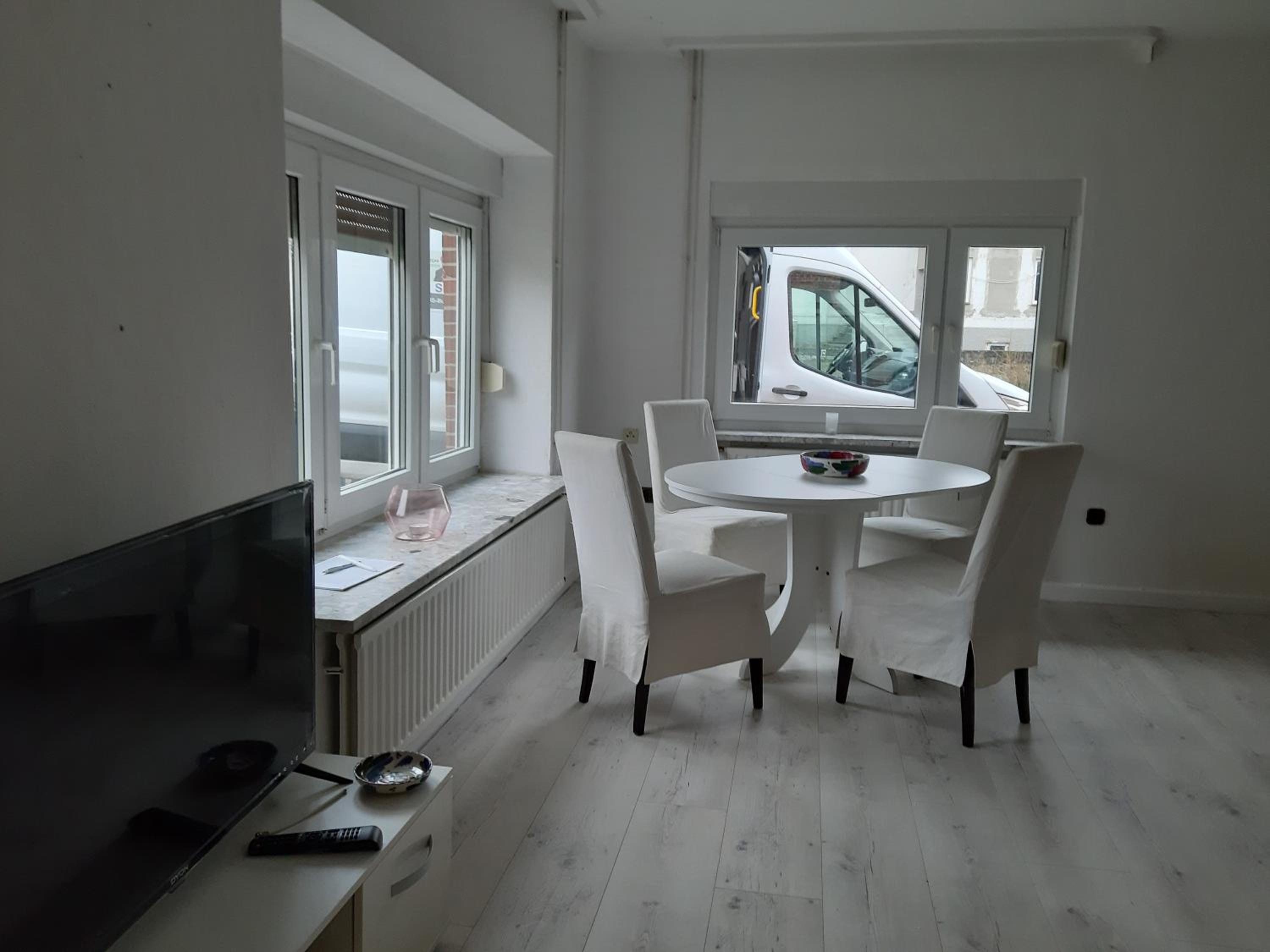 One-Bedroom House photo 3