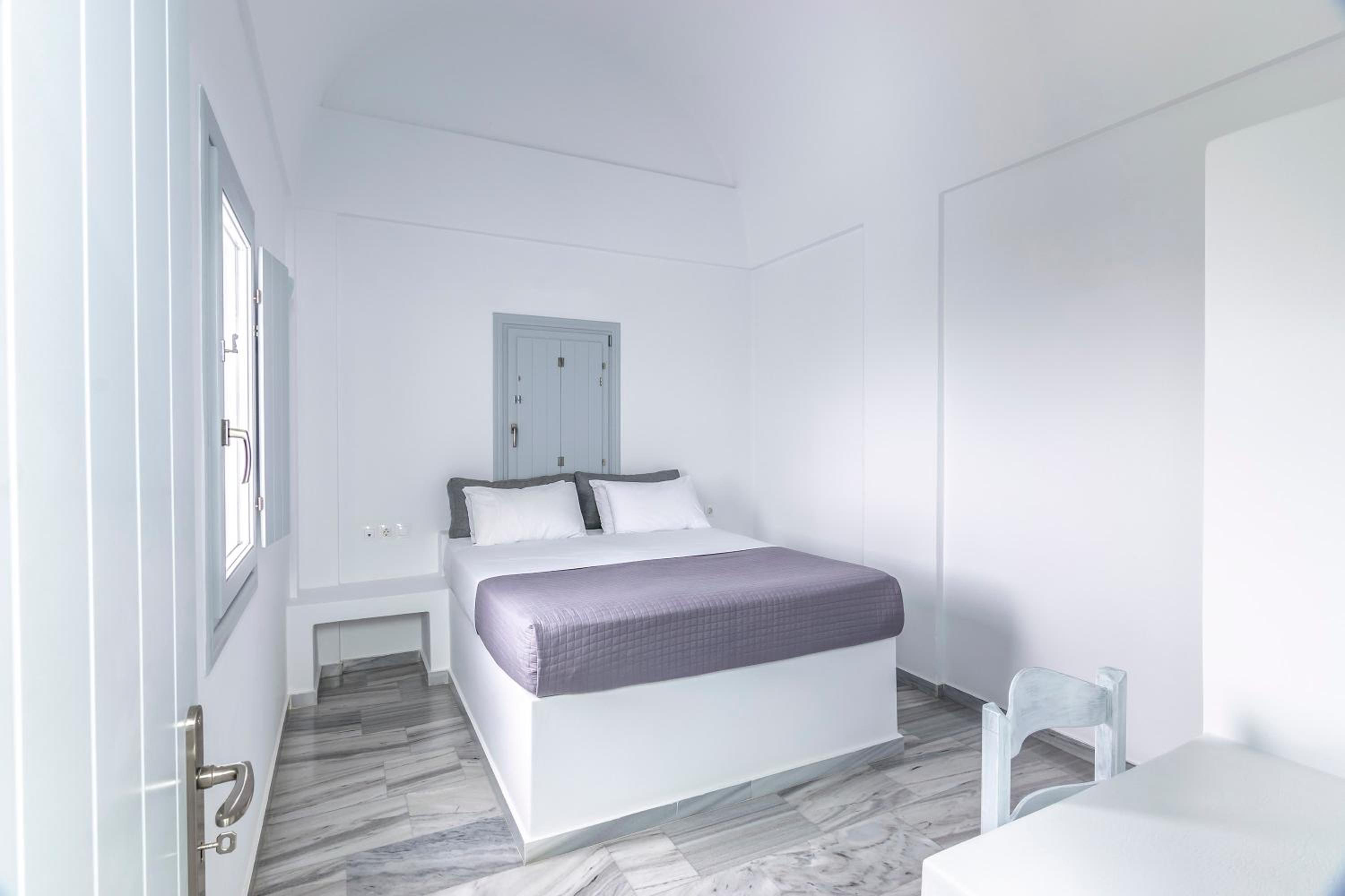 Premium Suite with Sea View - Photo 10