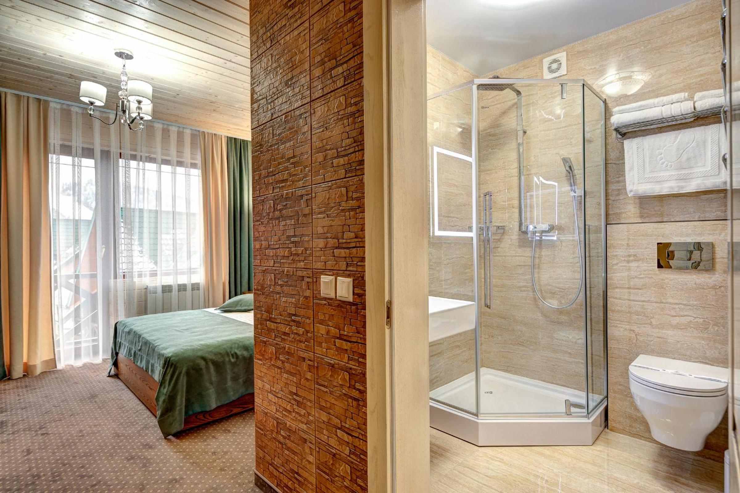 Junior Suite with Spa Access
