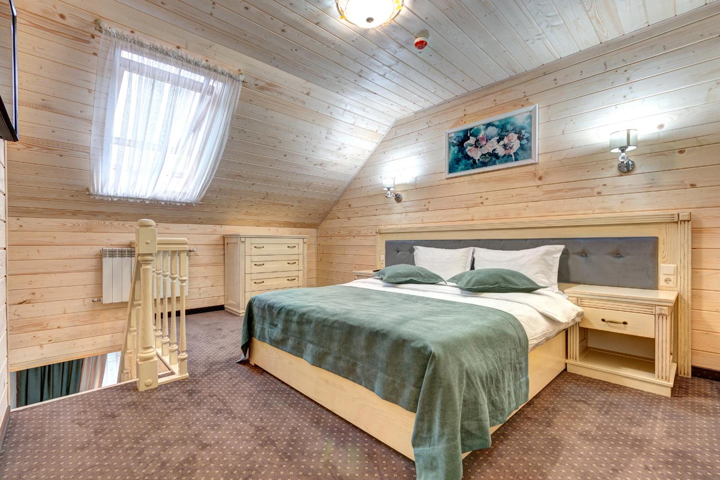 Duplex Suite with Spa Access