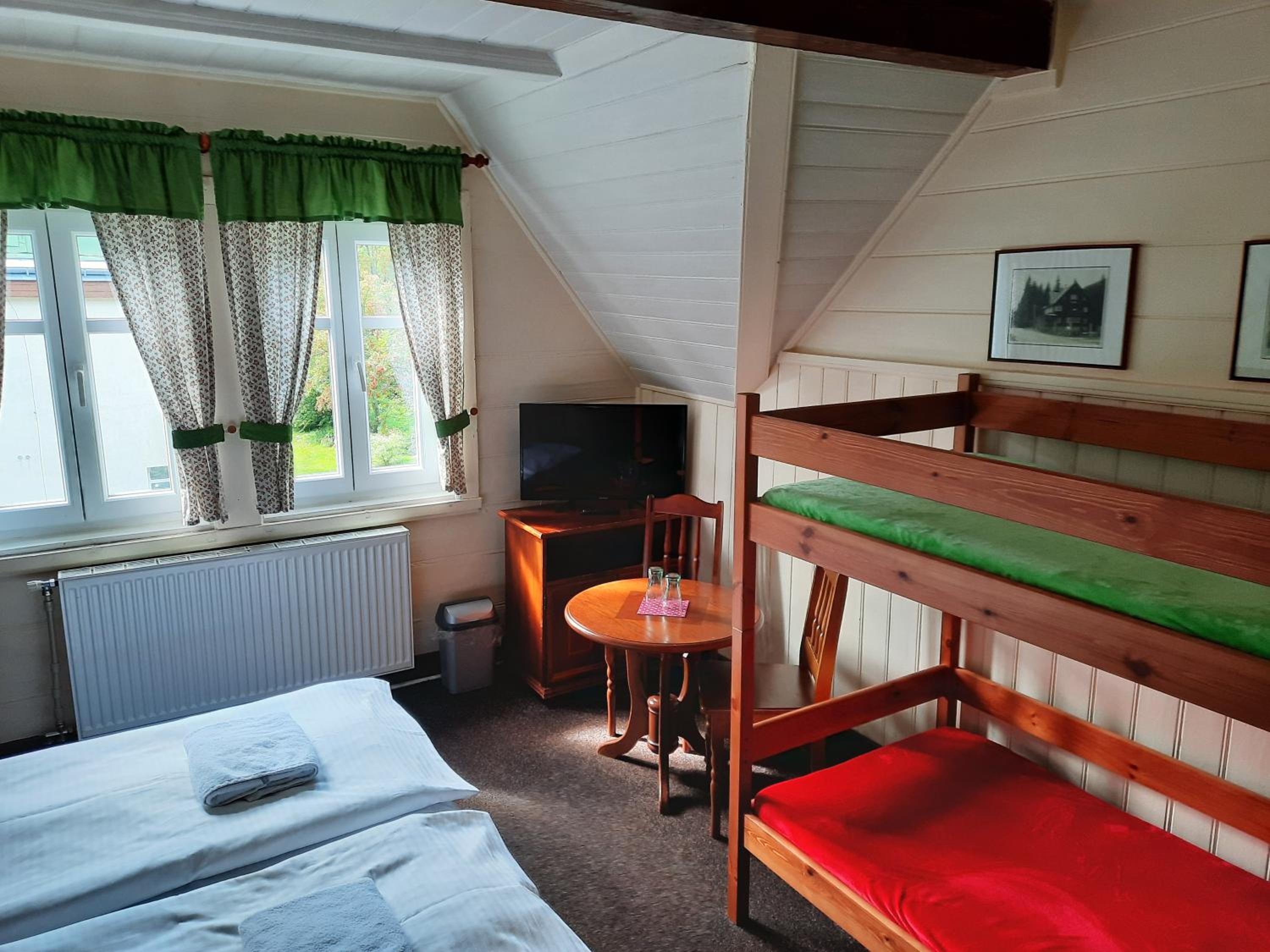 Quadruple Room with Private External Bathroom - Photo 1