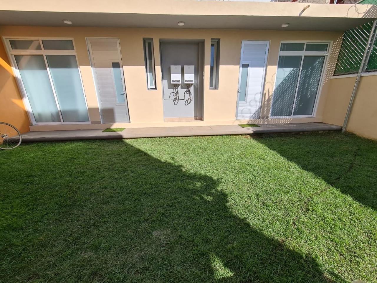 One-Bedroom Apartment - Photo 12