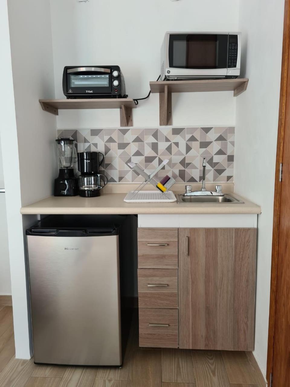 One-Bedroom Apartment - Photo 8