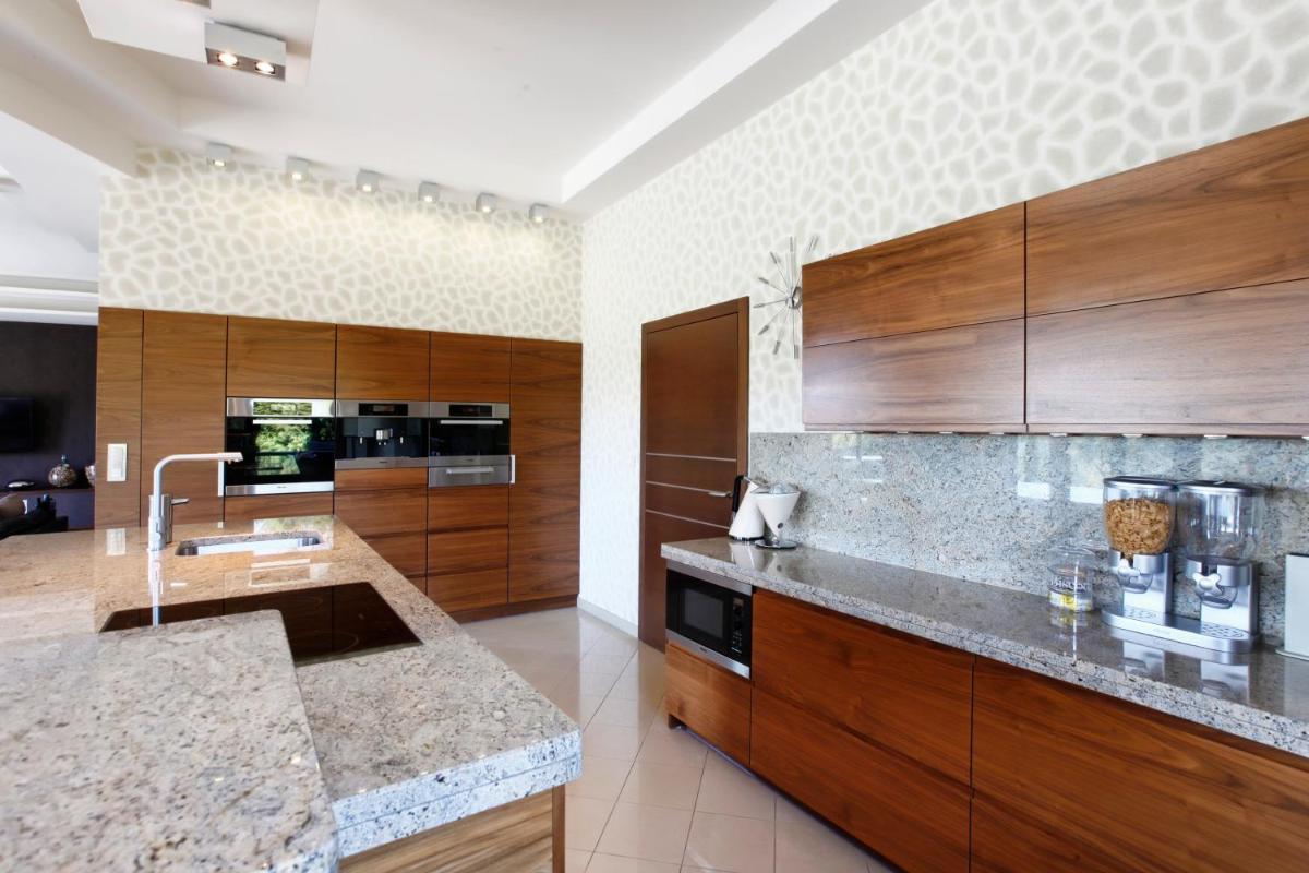 Villa - Photo 7
