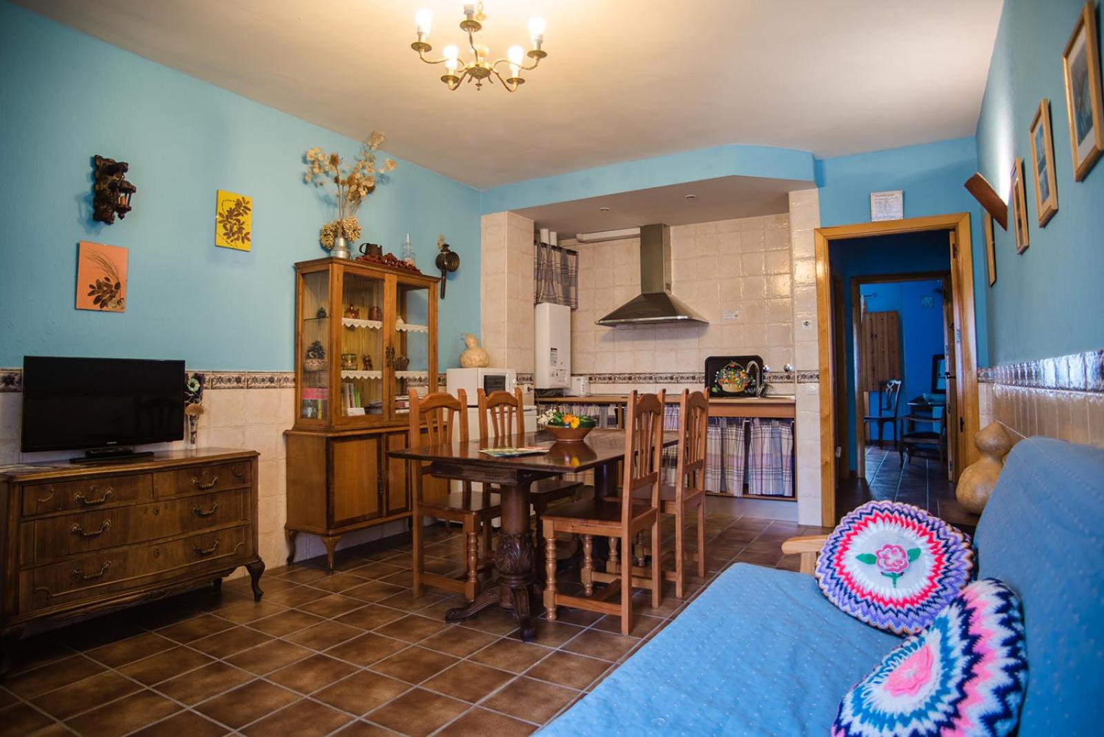 One-Bedroom Apartment - Photo 7