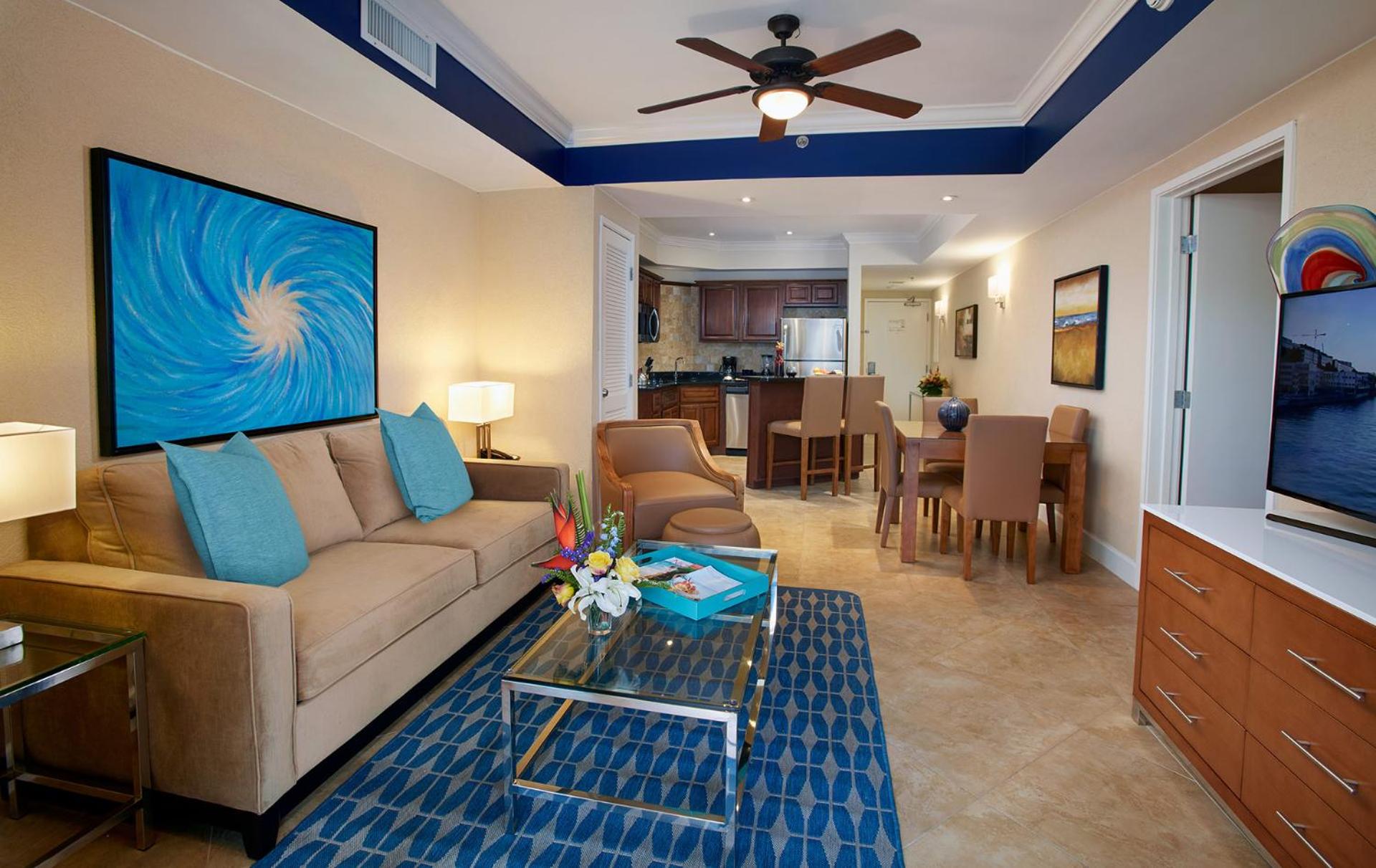 Beach Tower One-Bedroom Suite