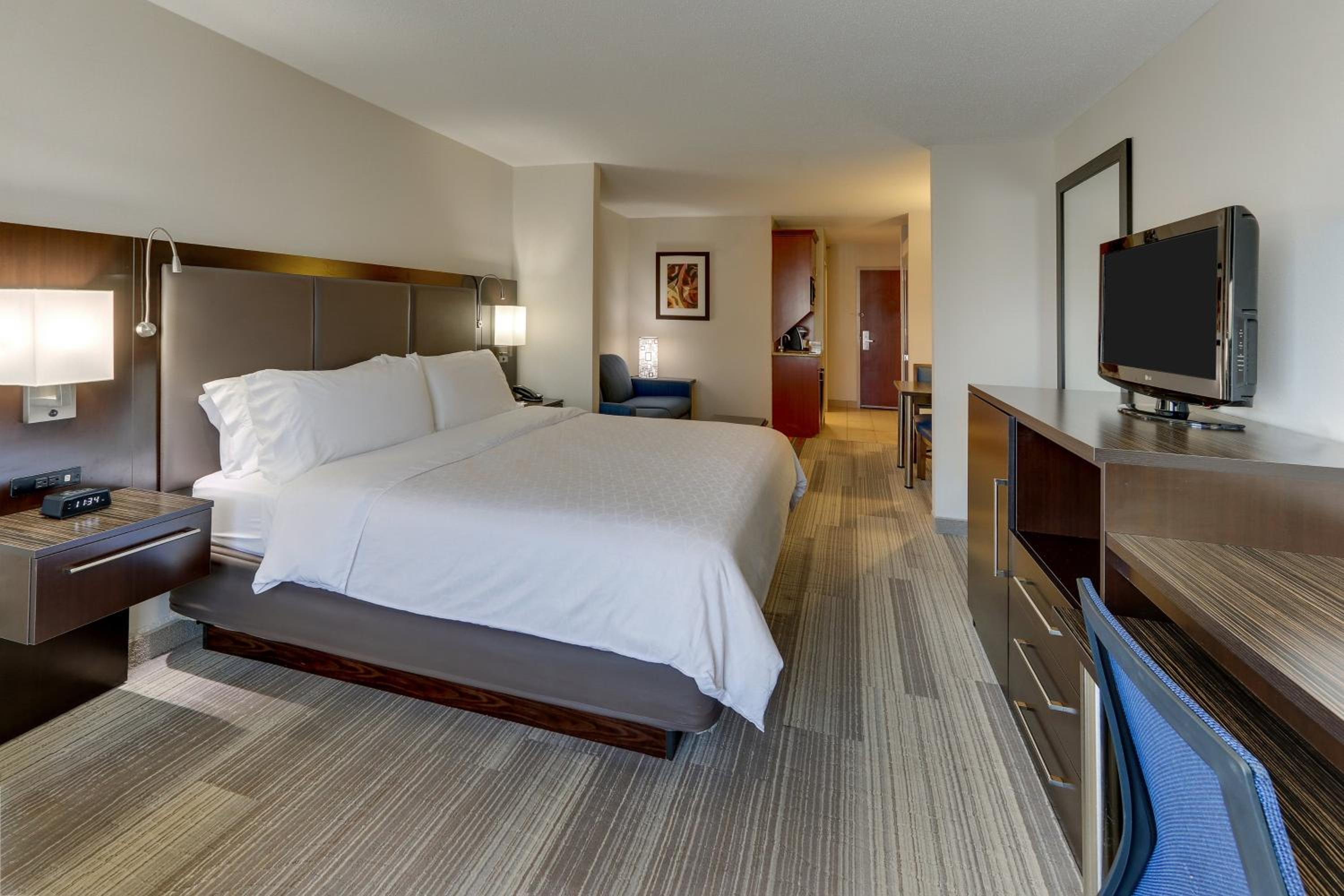 King Suite with Sofa Bed - Photo 1