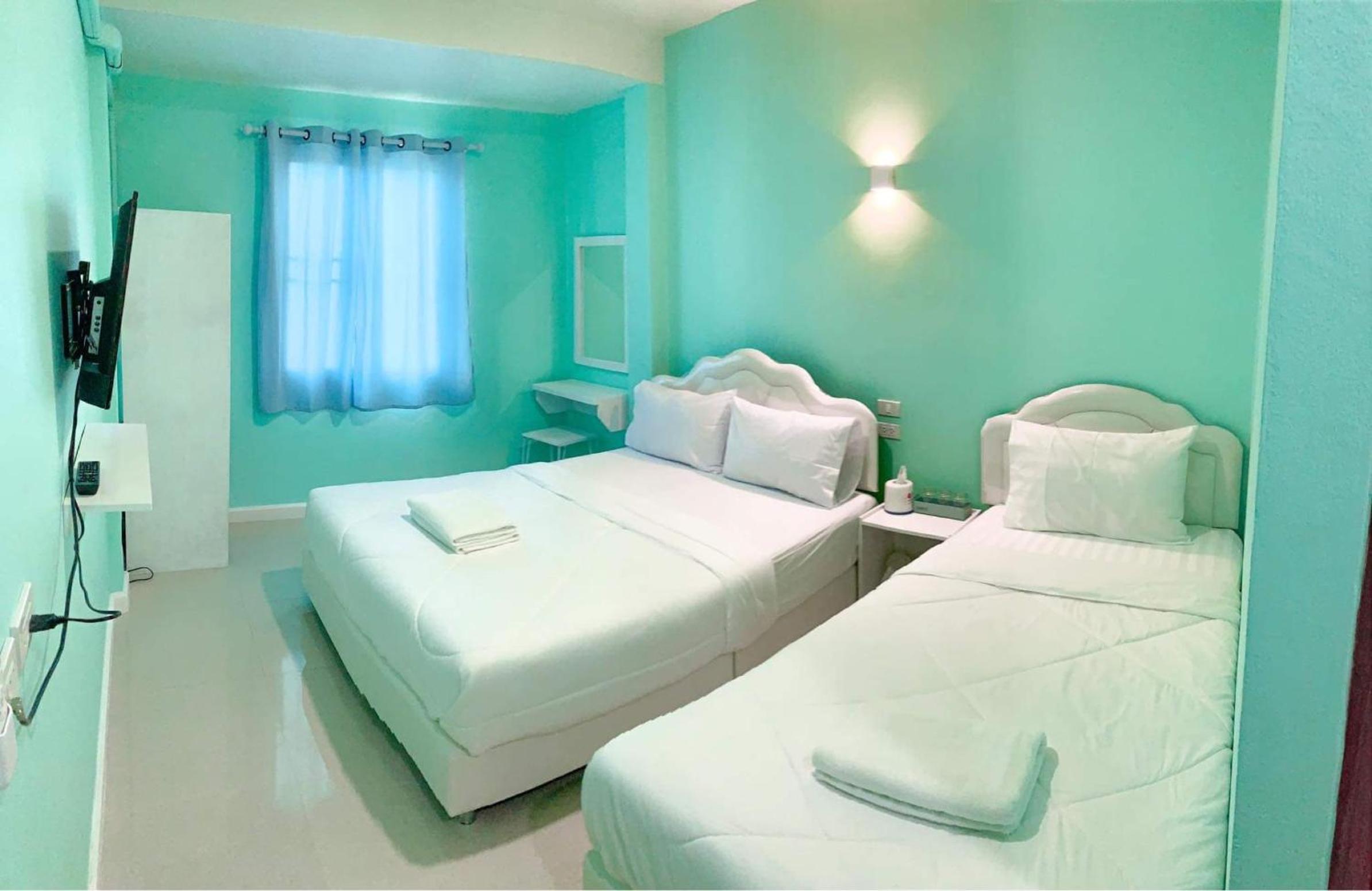 Budget Triple Room - Photo 1