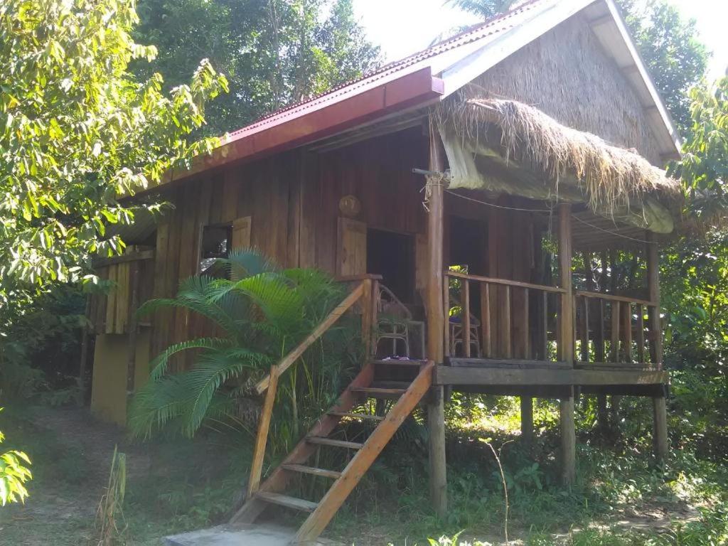 Family Bungalow - Photo 2