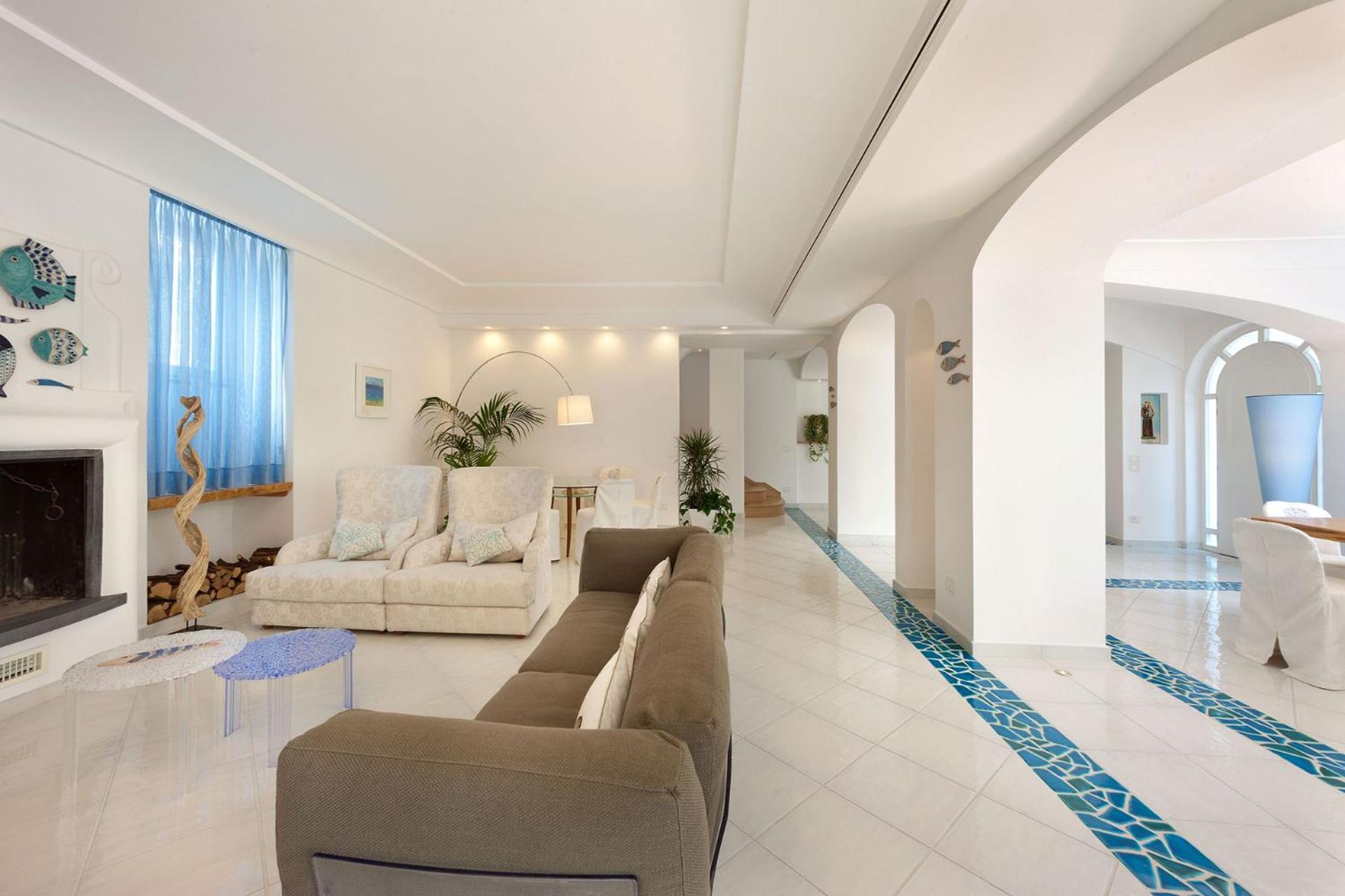 Villa with Sea View photo 2