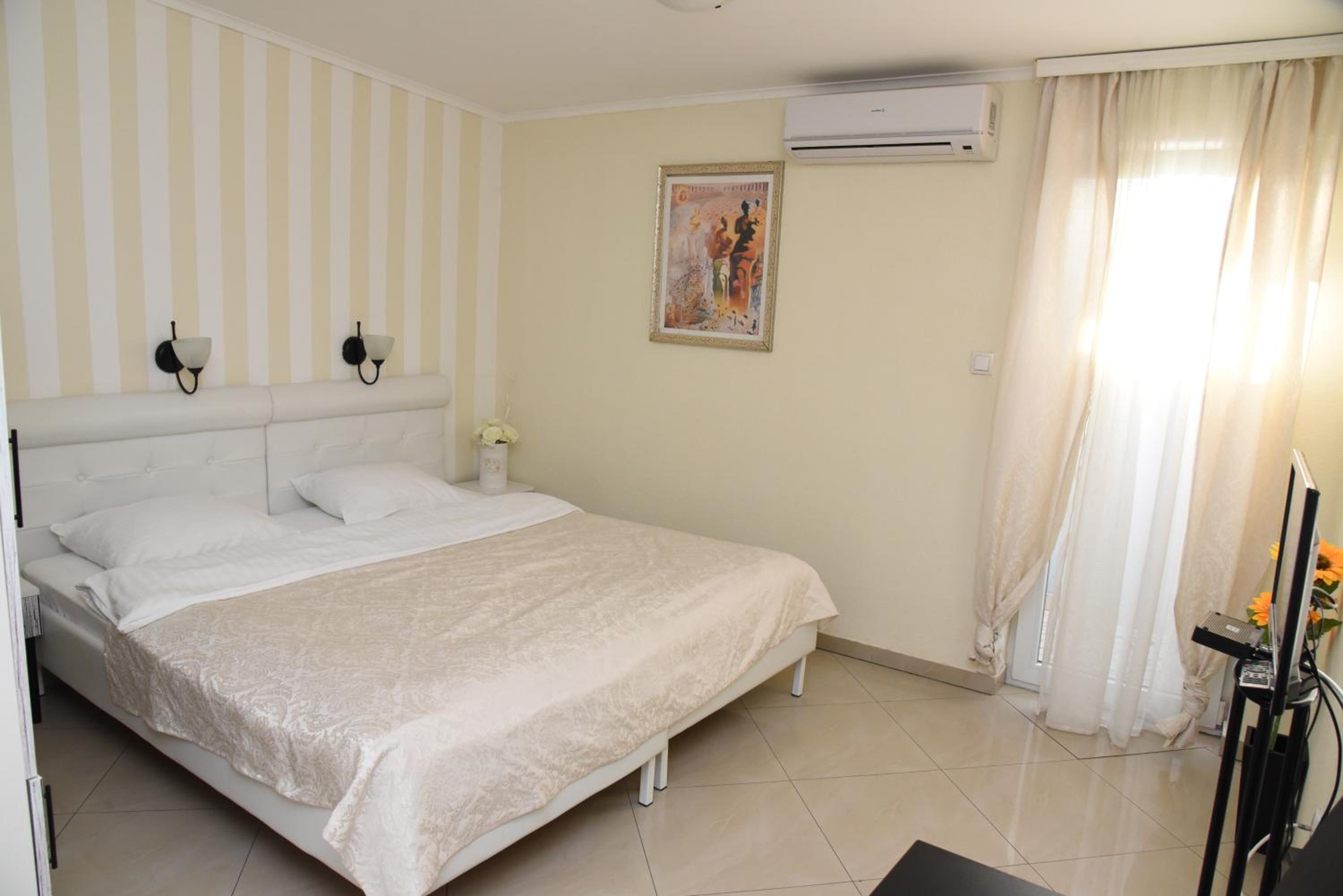 Economy Double or Twin Room - Photo 4