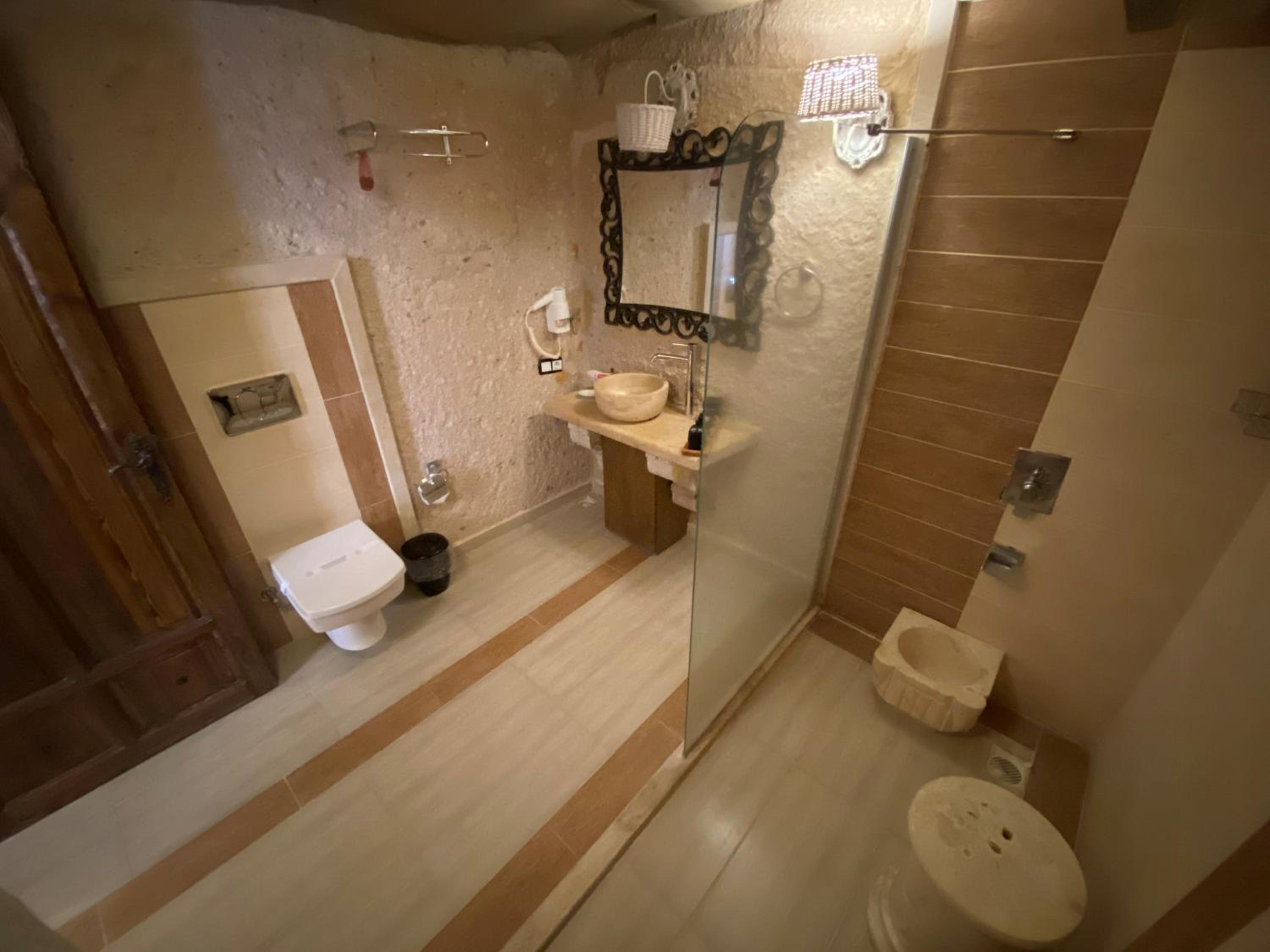 Deluxe Stone Suite  photo 3