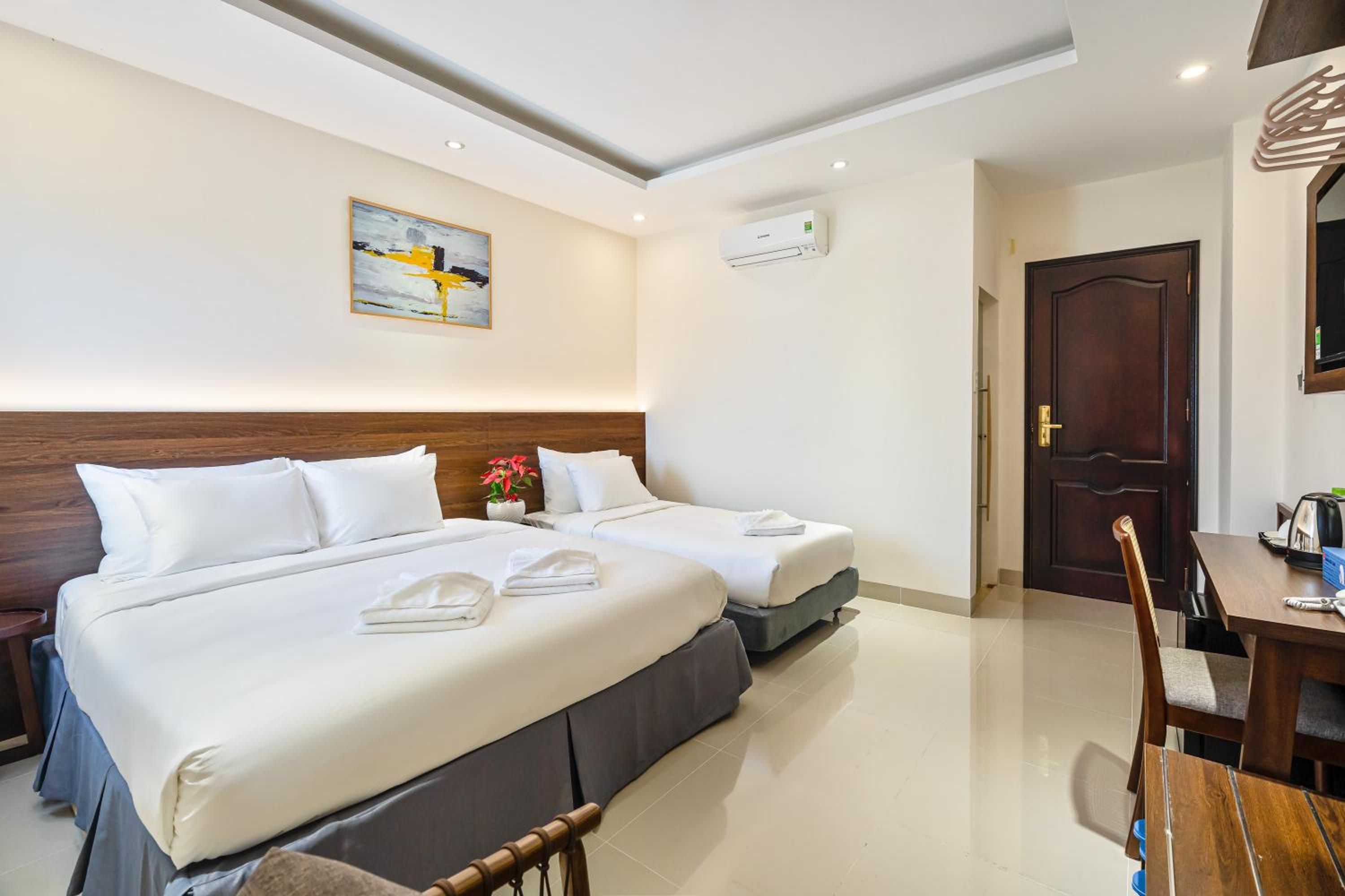 Deluxe Triple Room - Photo 3