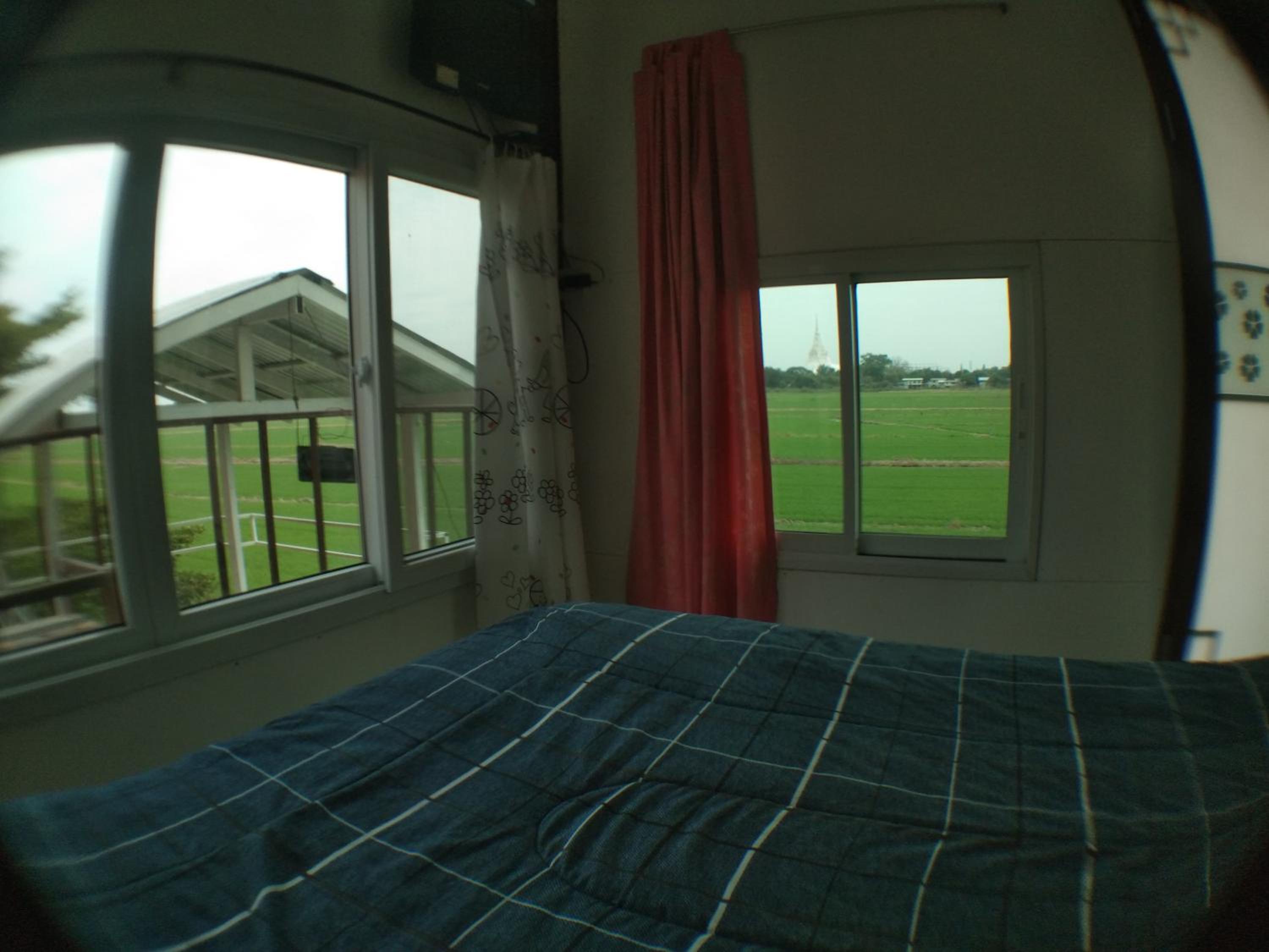 Queen Room with Balcony photo 1